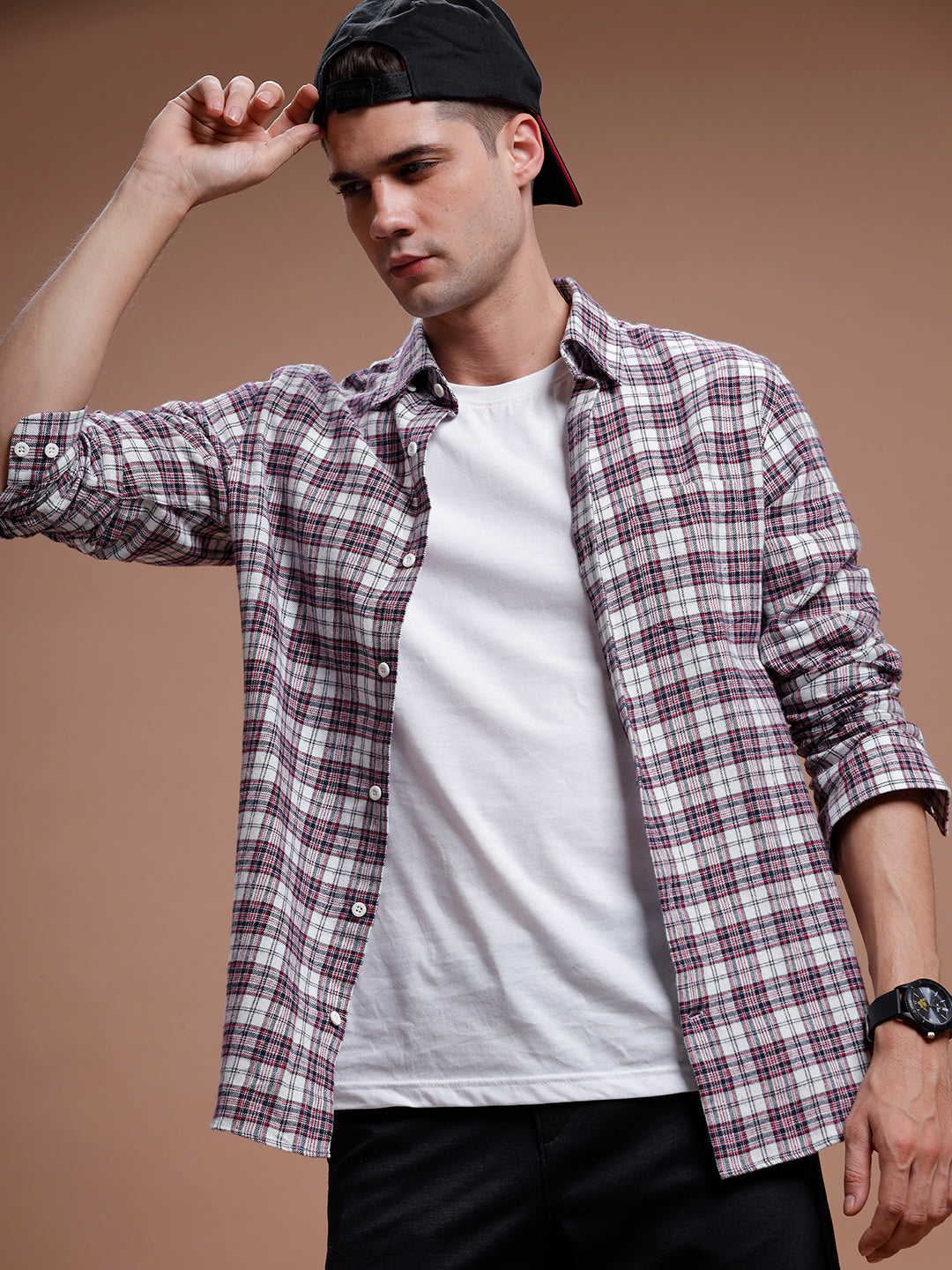 Navy:: Red Multi Checks Pure Cotton Shirt