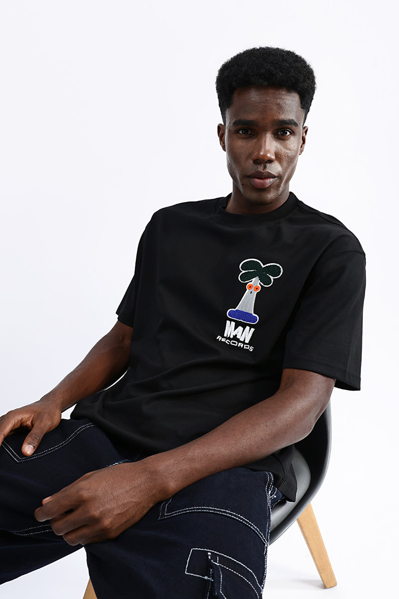 PATCH EMBROIDERED OVERSIZE TEES