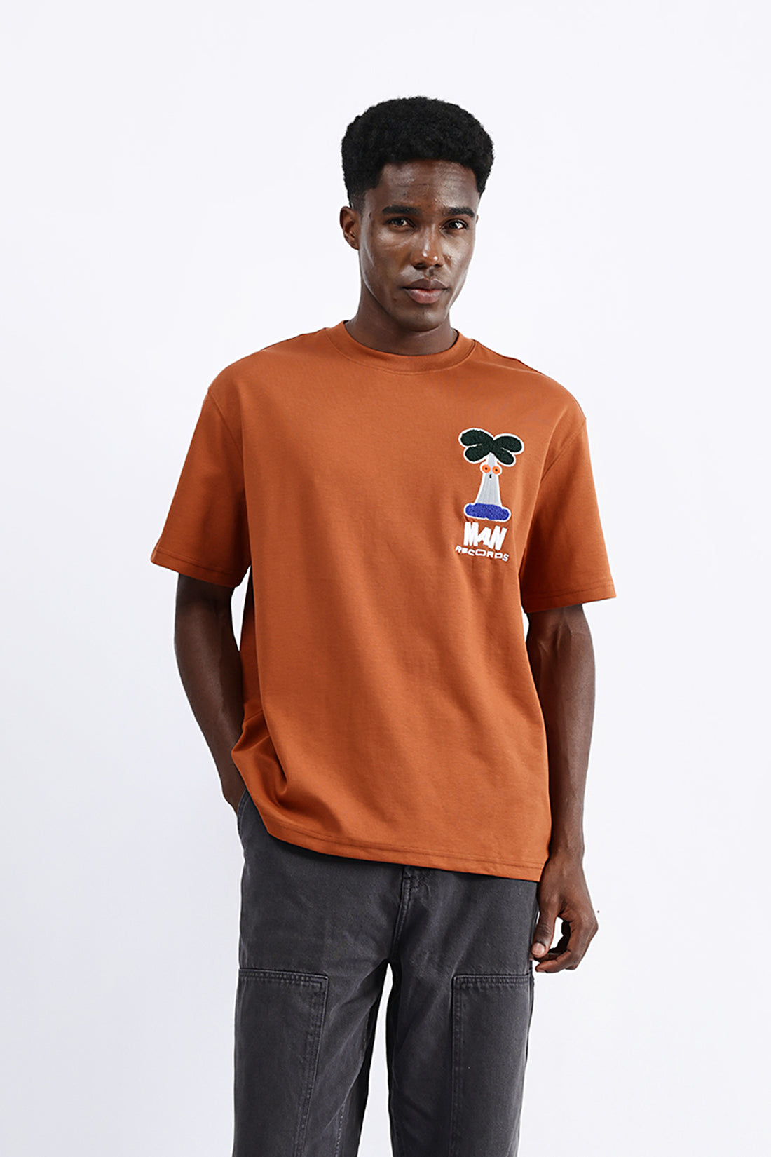 PATCH EMBROIDERED OVERSIZE TEES