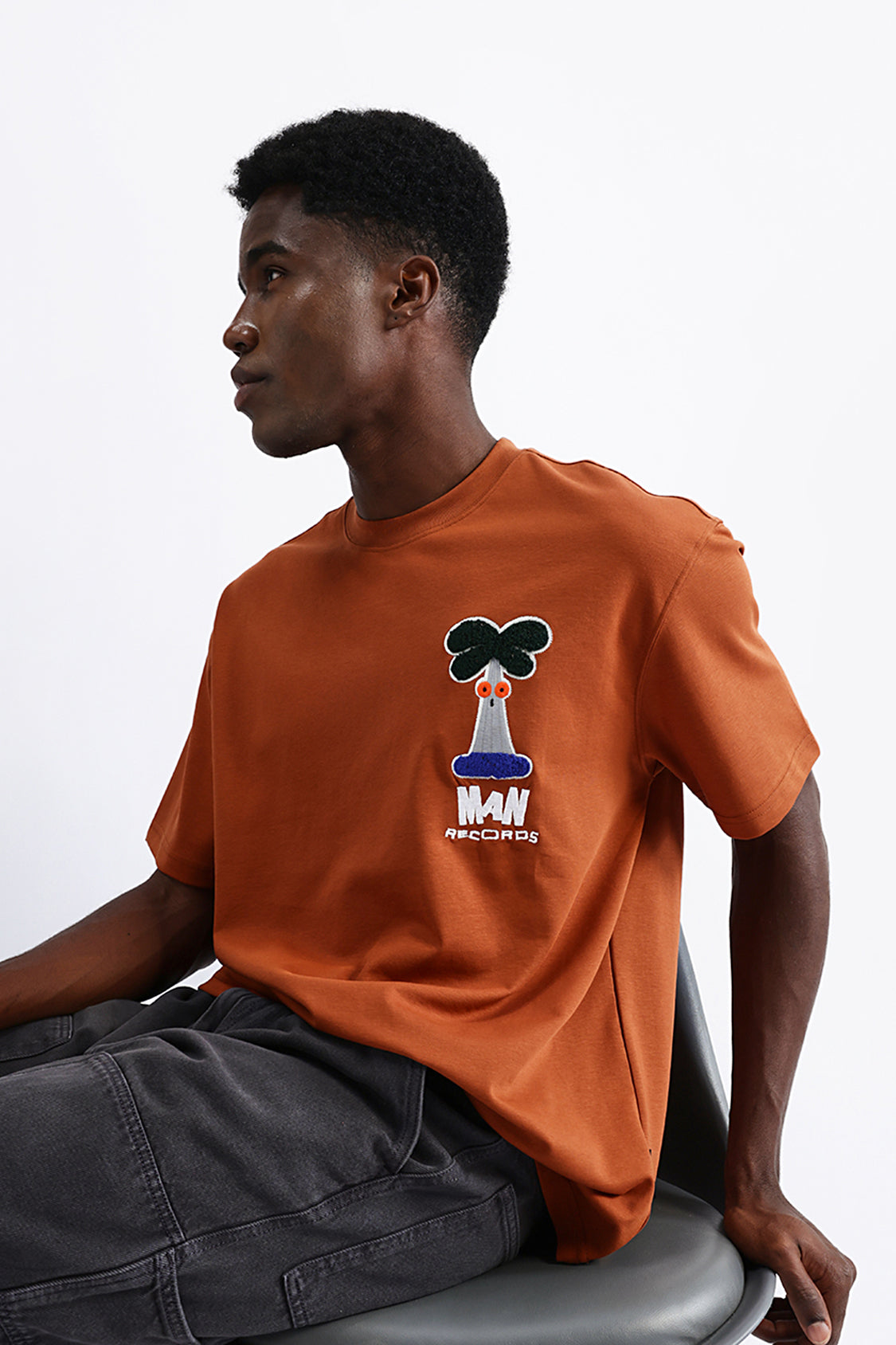 PATCH EMBROIDERED OVERSIZE TEES