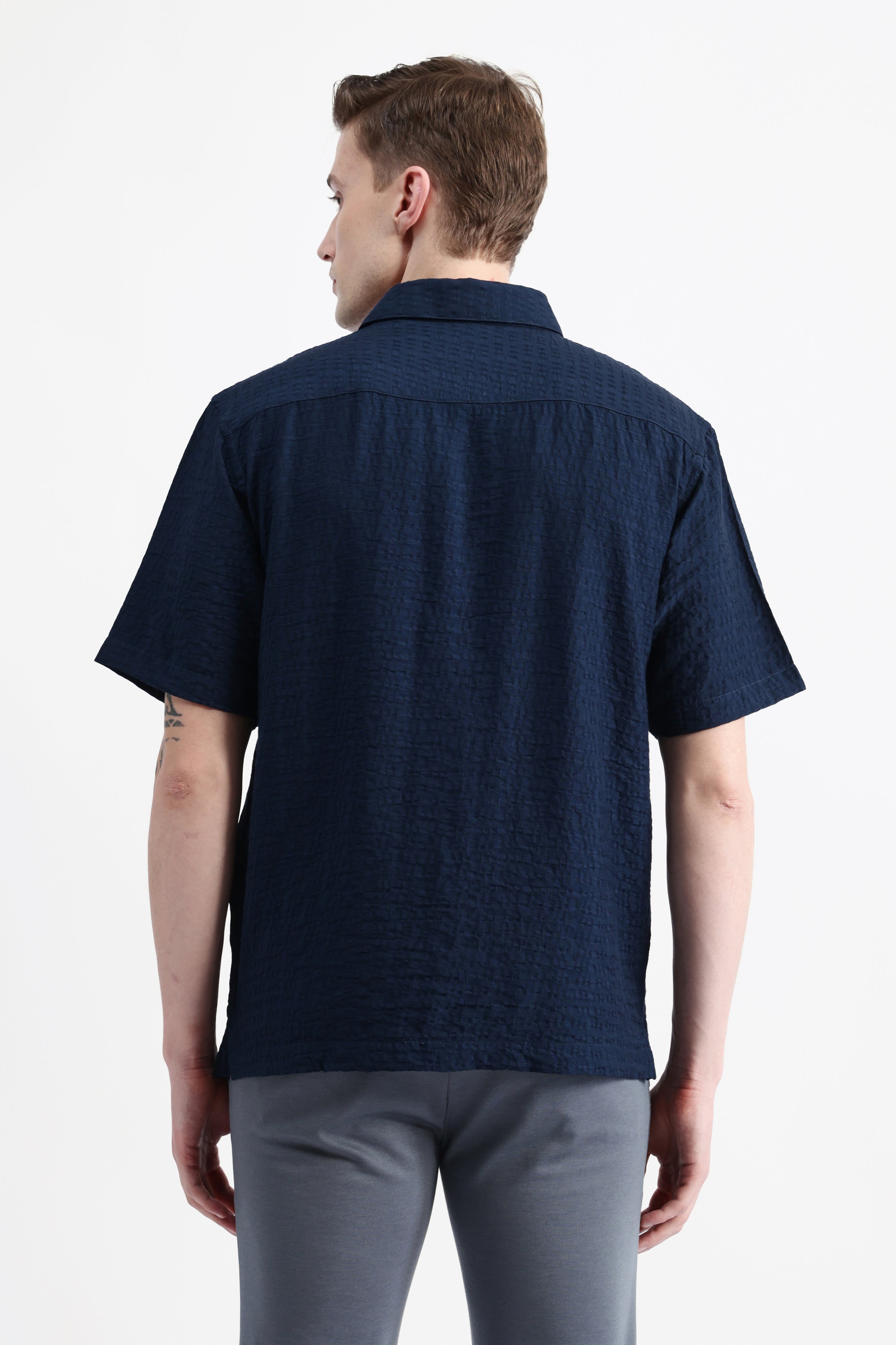 HALF SLEEVES TEXURED SHIRT