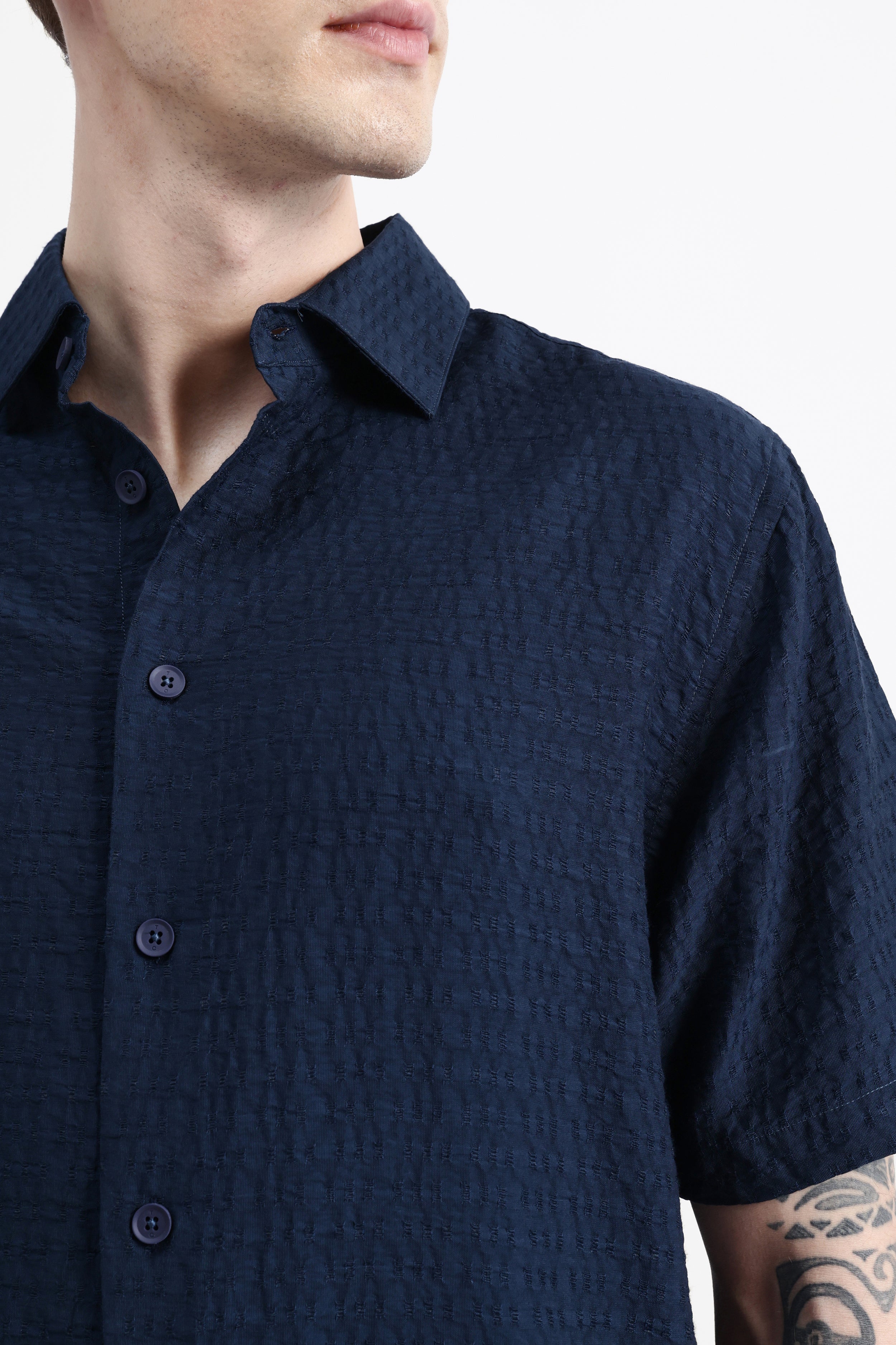 HALF SLEEVES TEXURED SHIRT