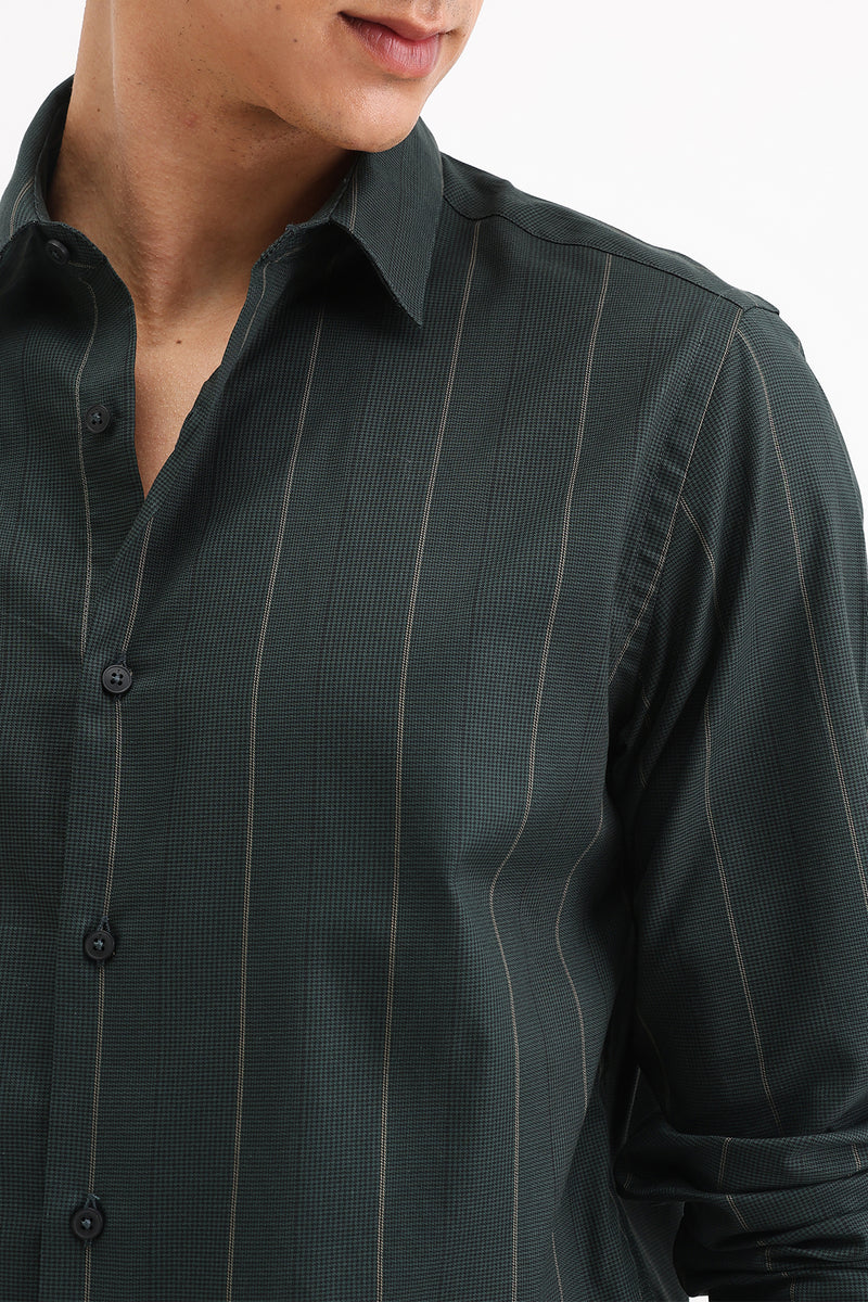 STRIPED SLIM FIT SHIRT