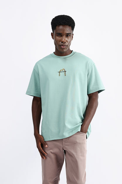 BACK EMBROIDERED OVERSIZE TEE