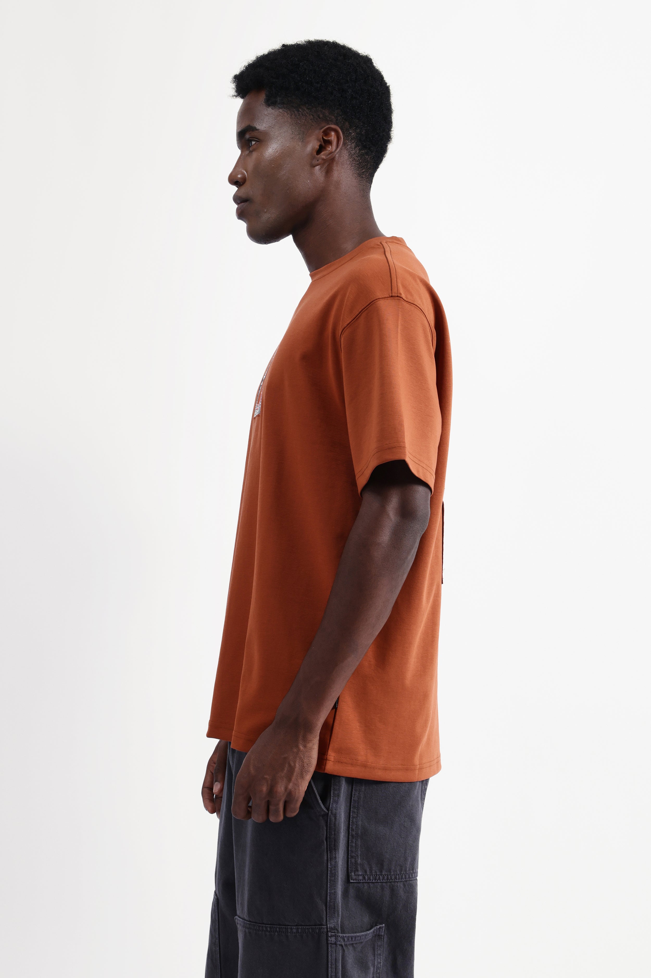 GRAPHIC BACKPRINT OVERSIZED T-SHIRT