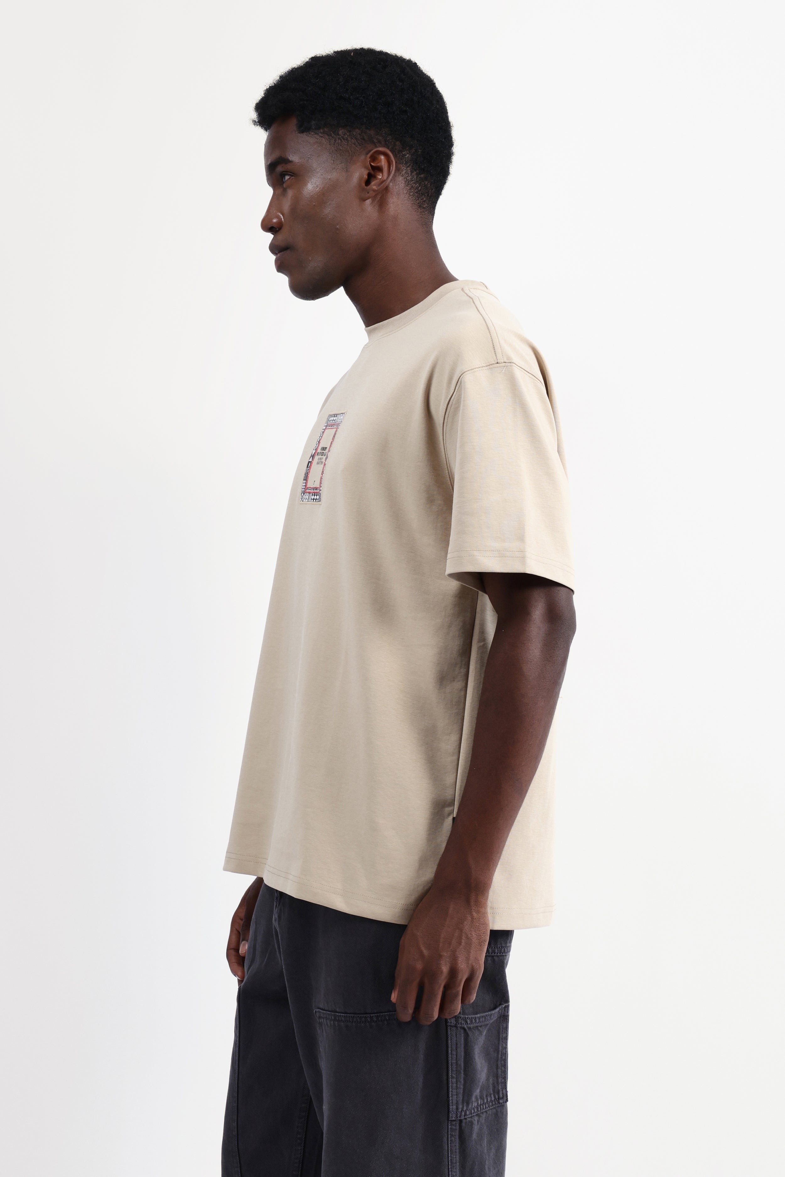 GRAPHIC BACKPRINT OVERSIZED T-SHIRT