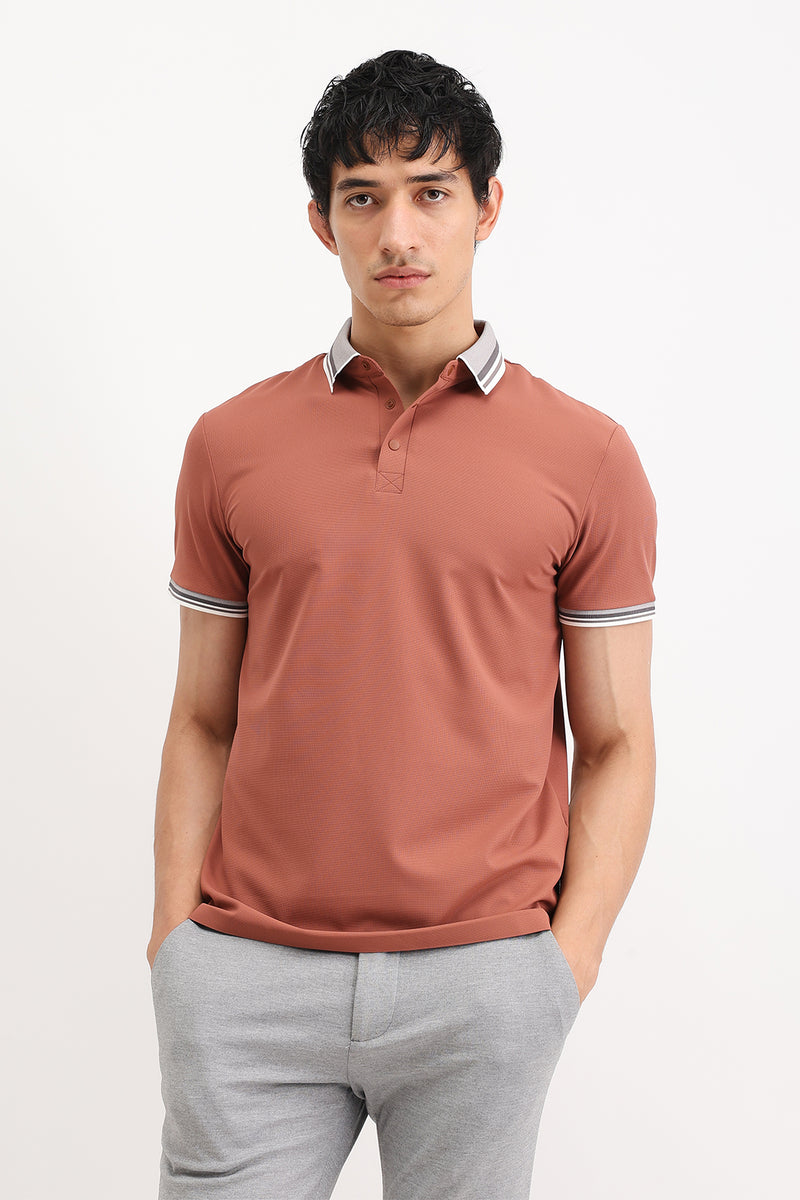 CONTRAST STRIPED COLLAR POLO T-SHIRT