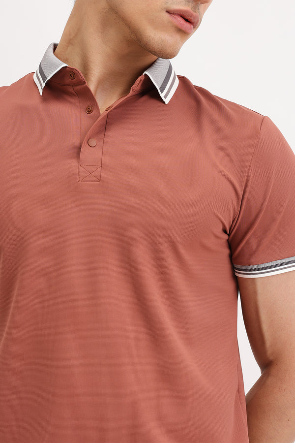 CONTRAST STRIPED COLLAR POLO T-SHIRT