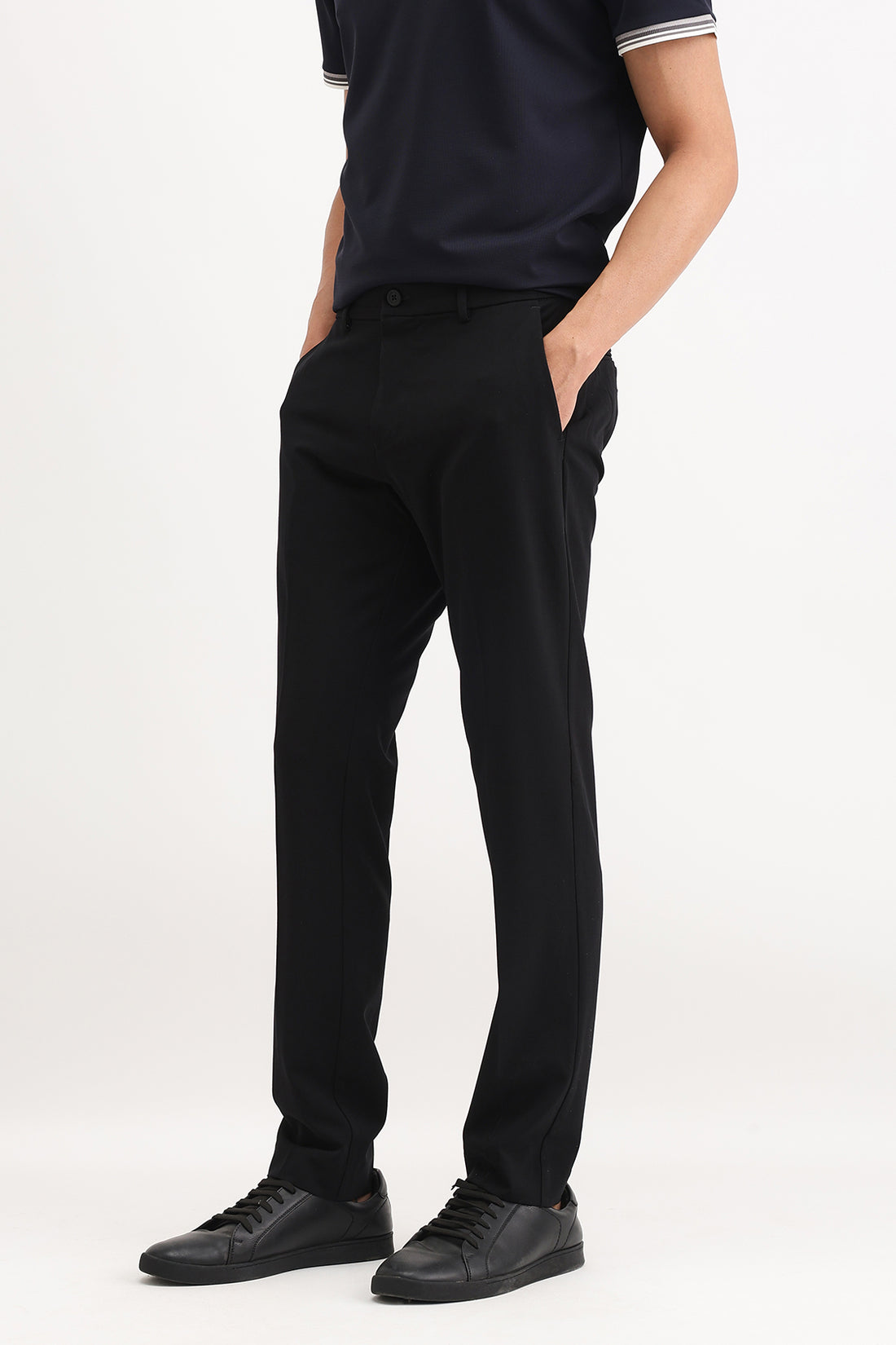 SLIM FIT CASUAL TROUSER