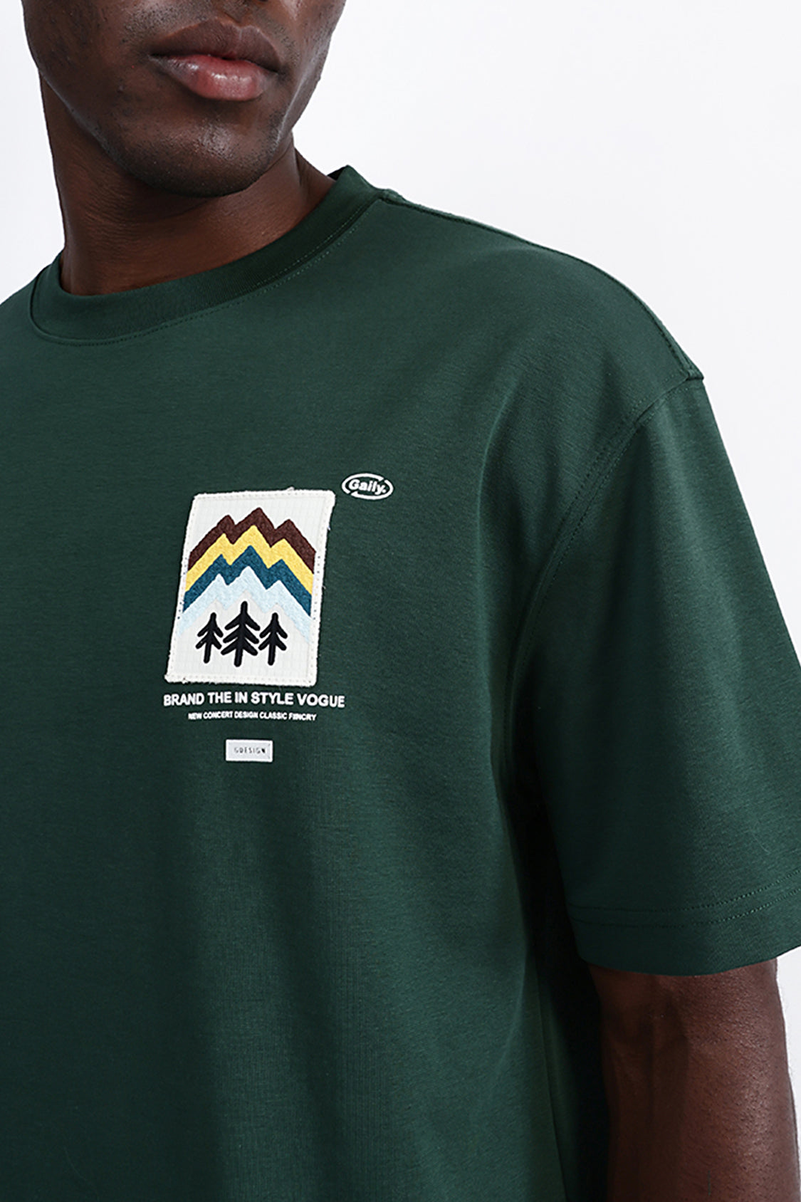 PATCH EMBROIDERED OVERSIZE TEE