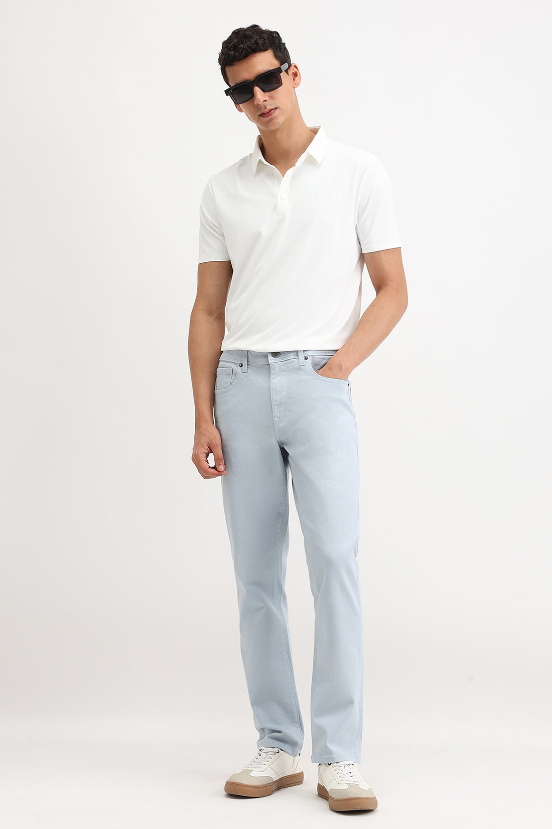 REGULAR FIT COLORED JEANS