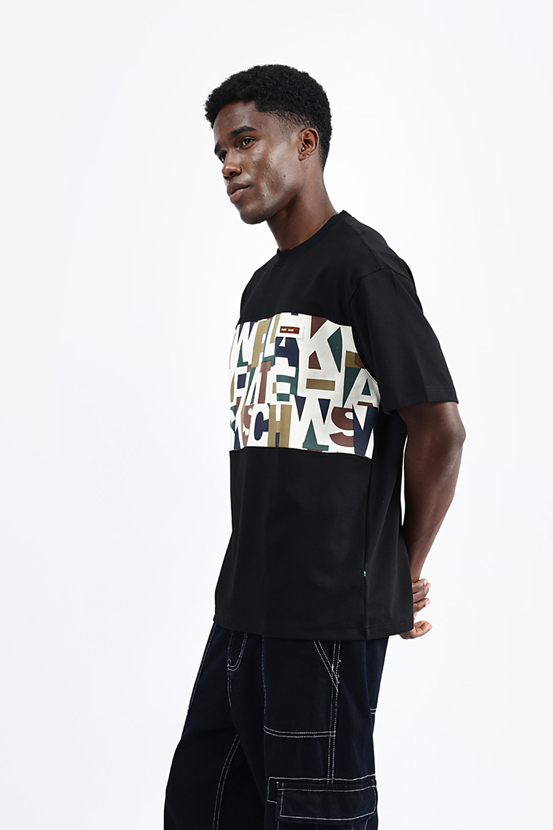 GRAPHIC PRINT OVERSIZE TEE