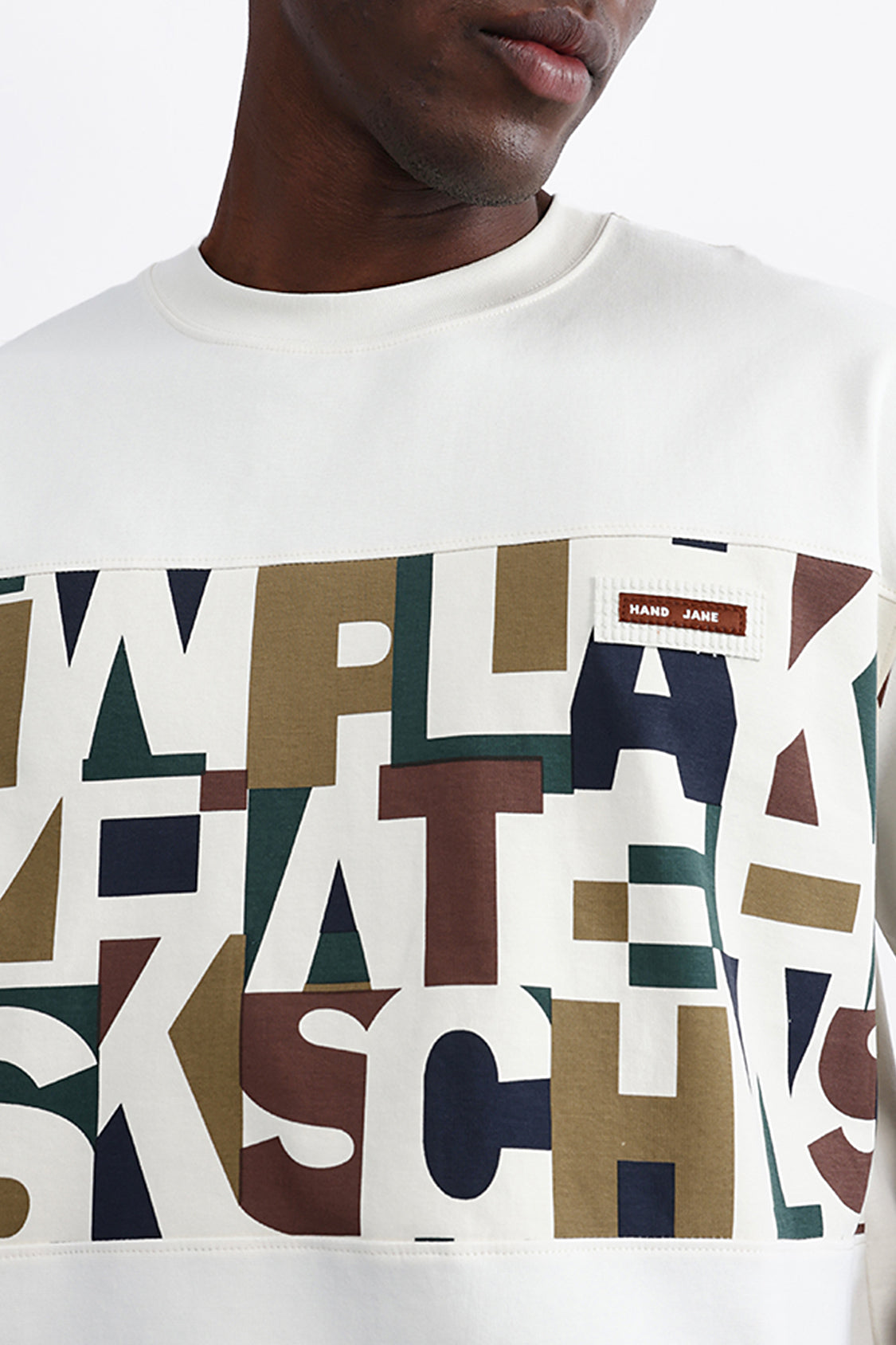 GRAPHIC PRINT OVERSIZE TEE