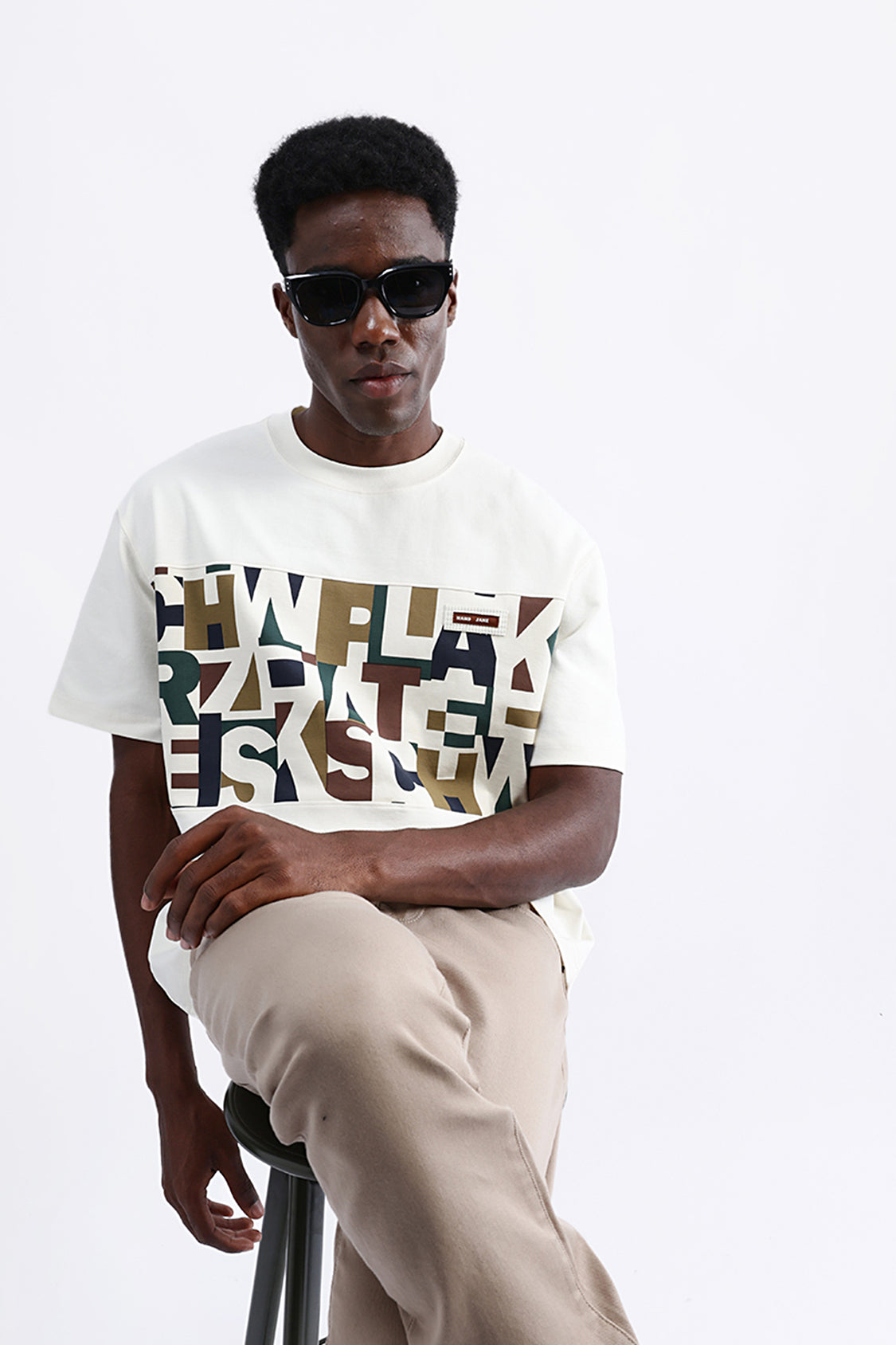 GRAPHIC PRINT OVERSIZE TEE