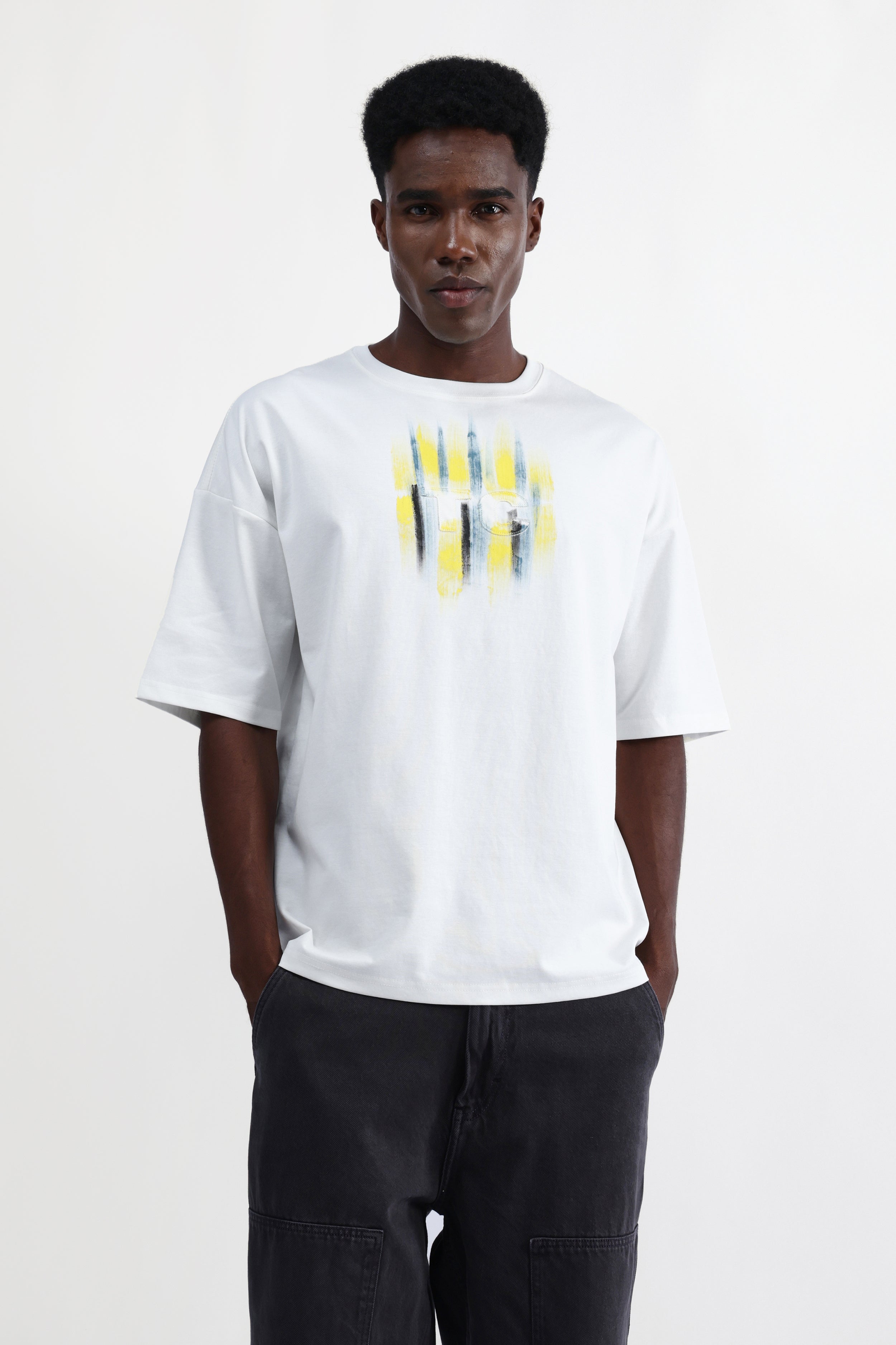 GRAPHIC PRINT OVERSIZED T-SHIRT