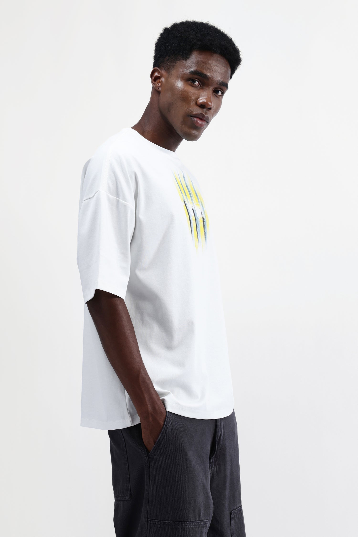 GRAPHIC PRINT OVERSIZED T-SHIRT