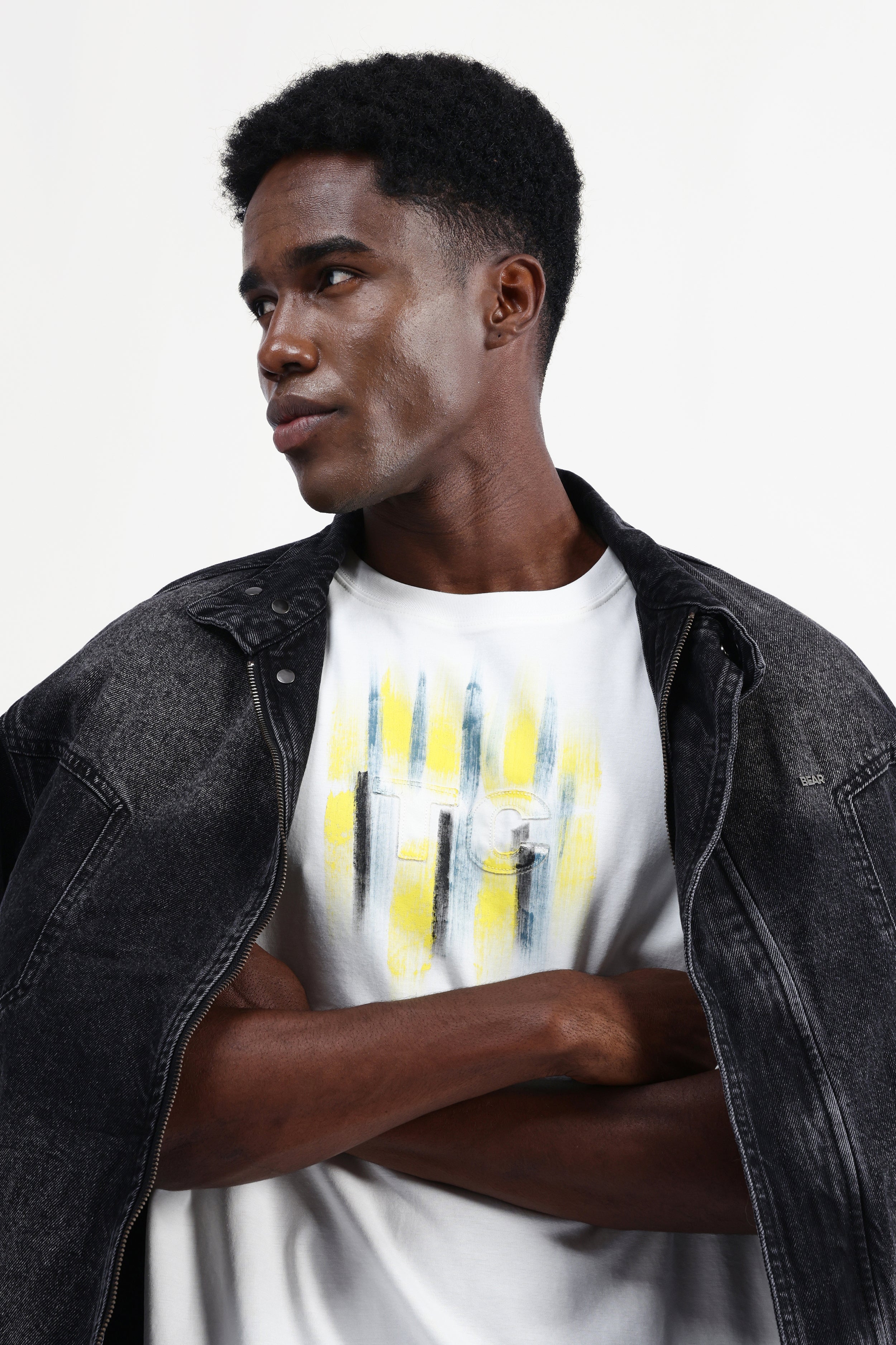 GRAPHIC PRINT OVERSIZED T-SHIRT