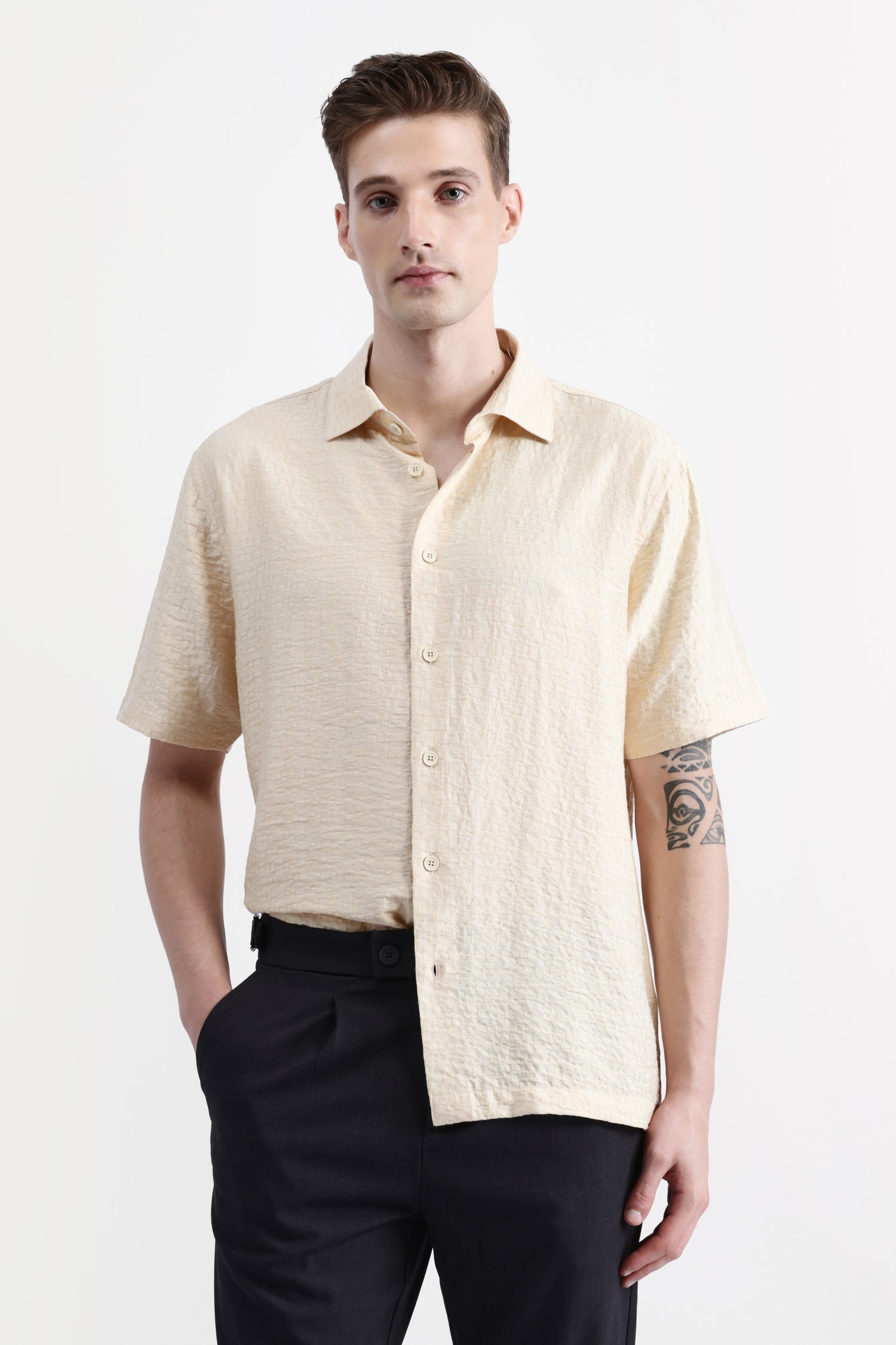 HALF SLEEVES TEXURED SHIRT