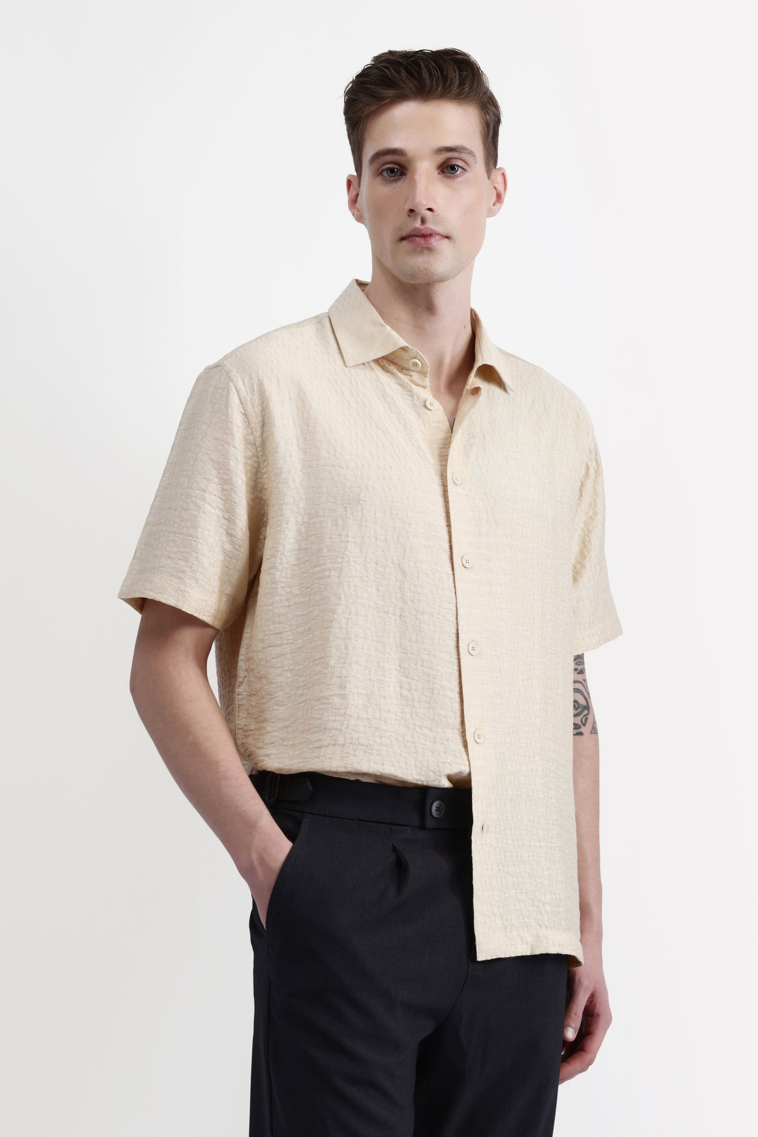 HALF SLEEVES TEXURED SHIRT