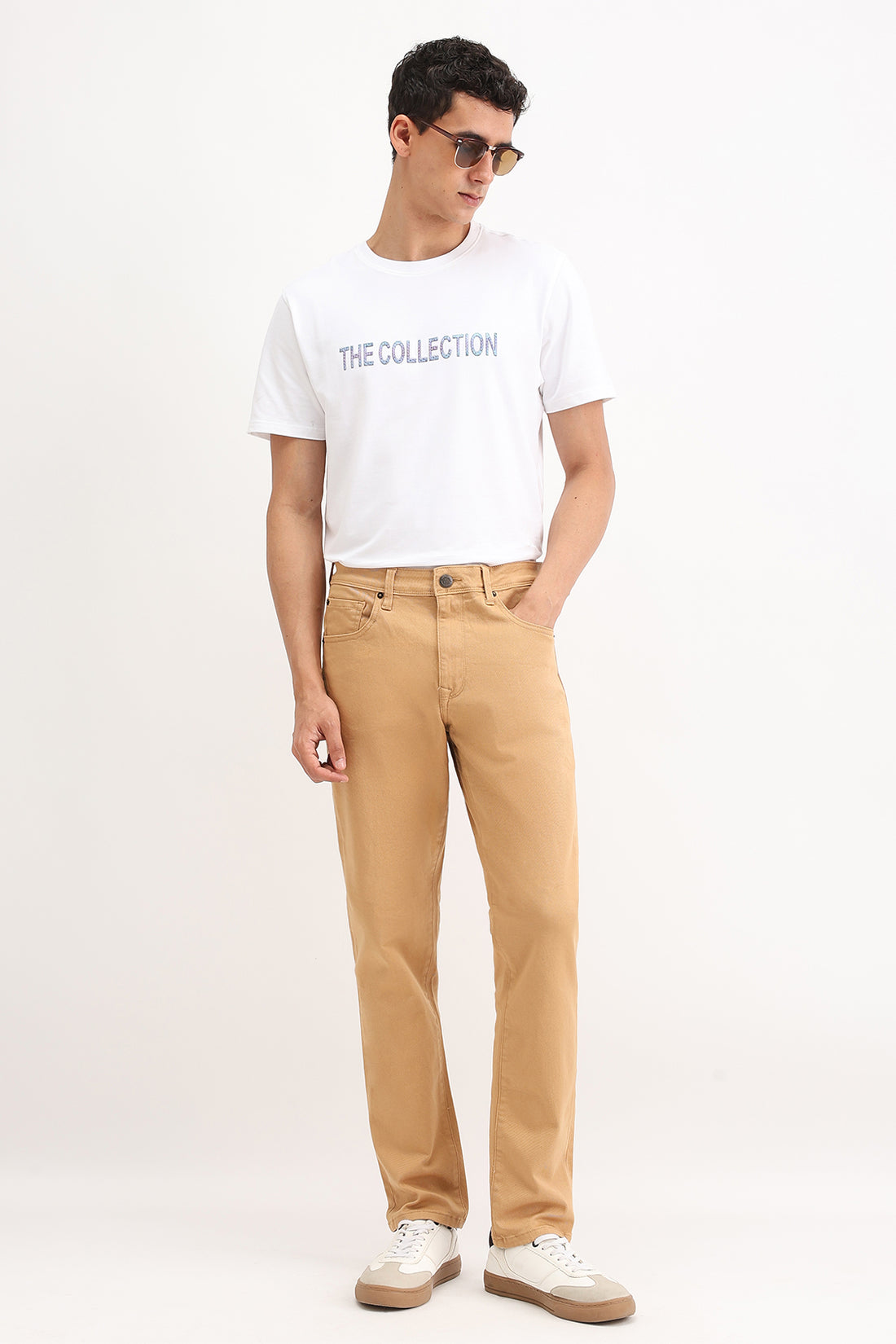 REGULAR FIT COLORED JEANS