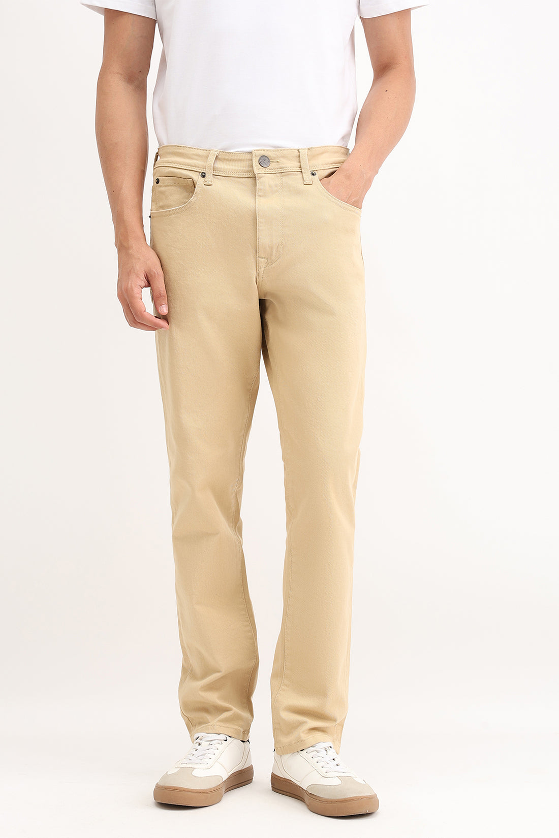 REGULAR FIT COLORED JEANS