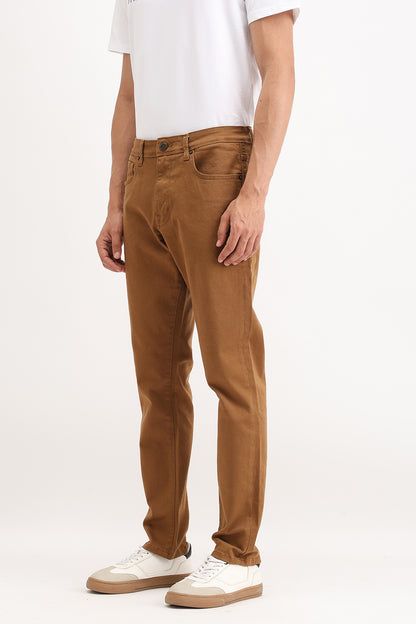 REGULAR FIT COLORED JEANS