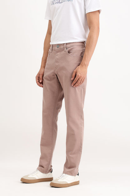 REGULAR FIT COLORED JEANS