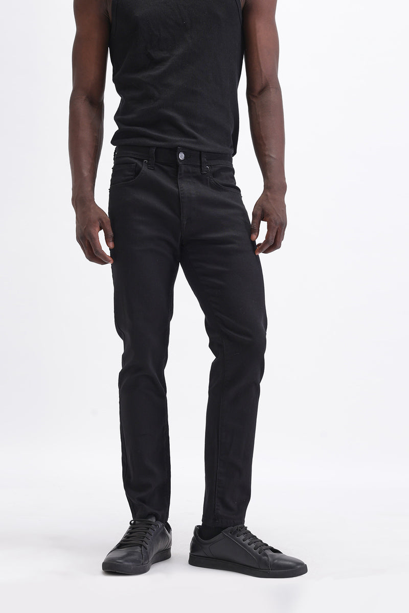 SLIM FIT DARK WASH JEANS