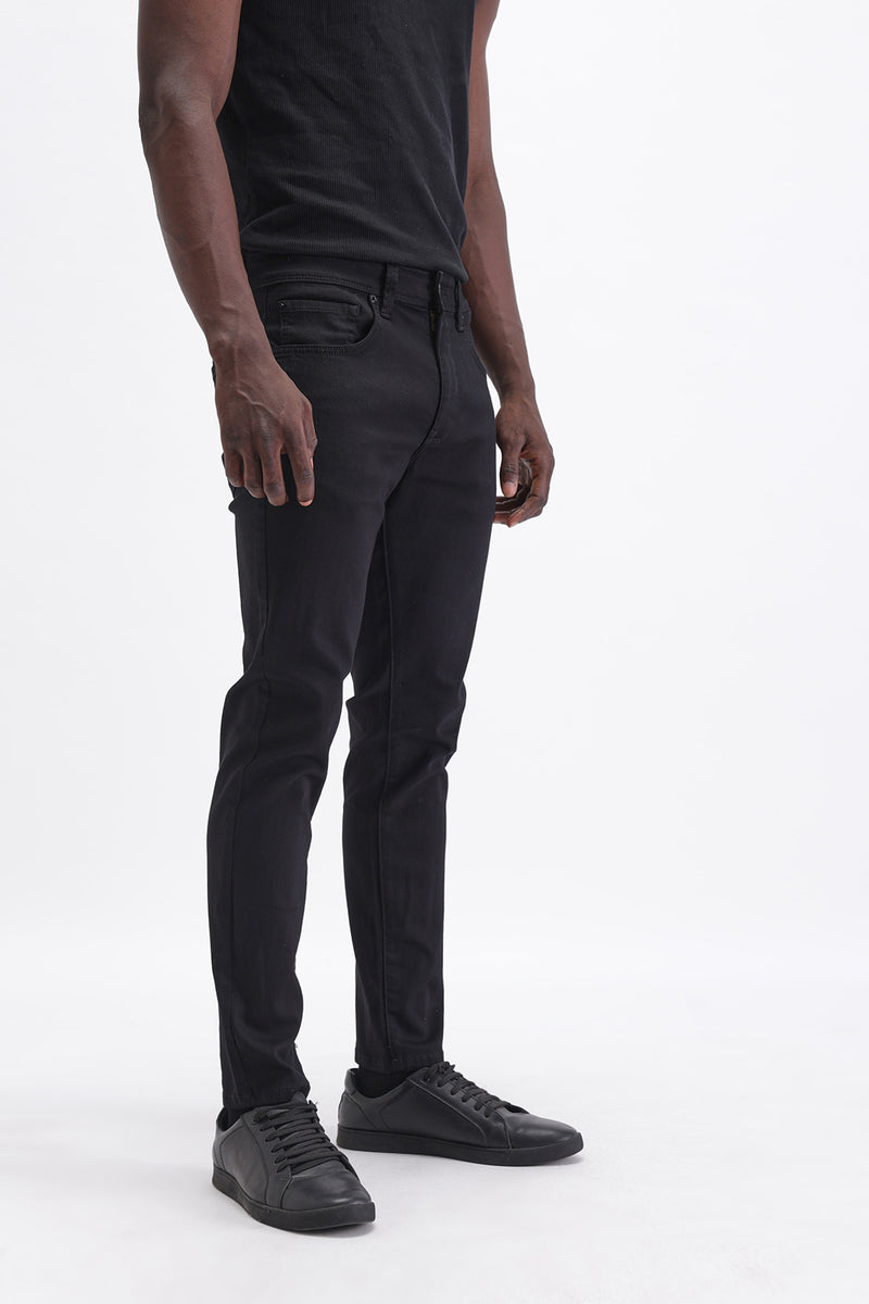 SLIM FIT DARK WASH JEANS