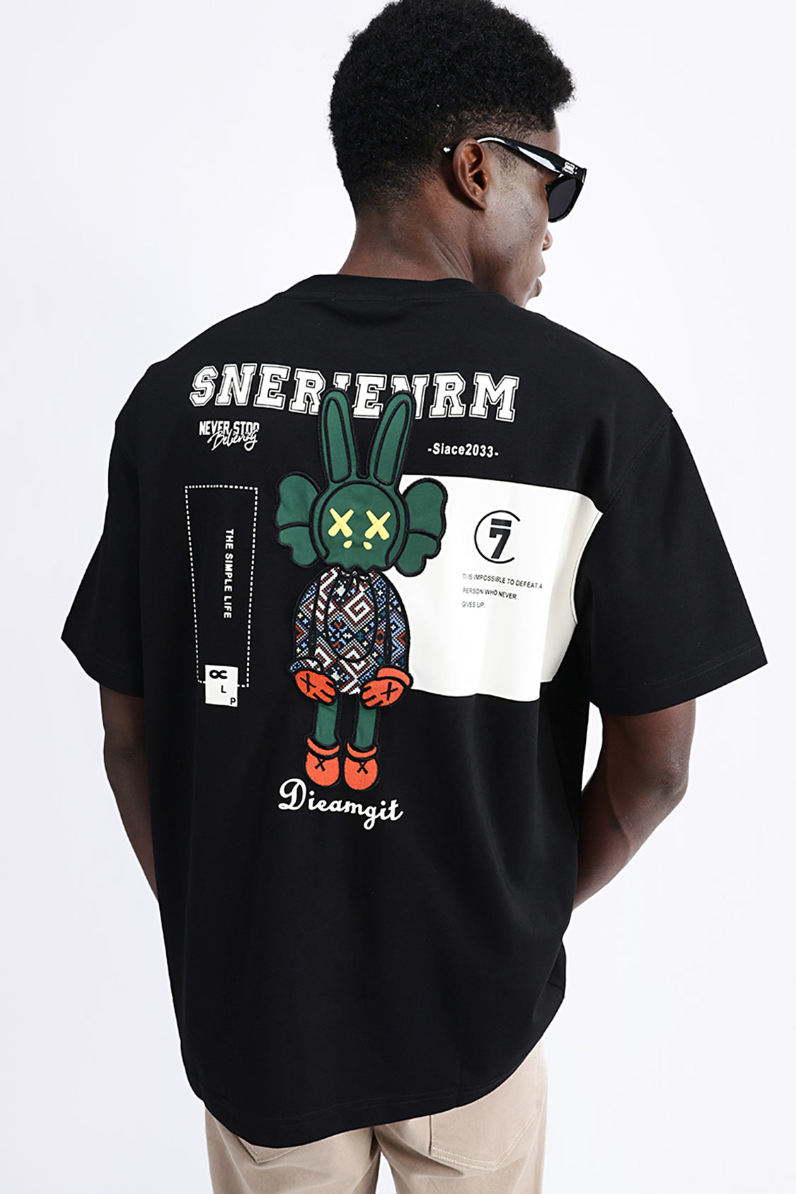 PATCH EMBROIDERED OVERSIZE TEE