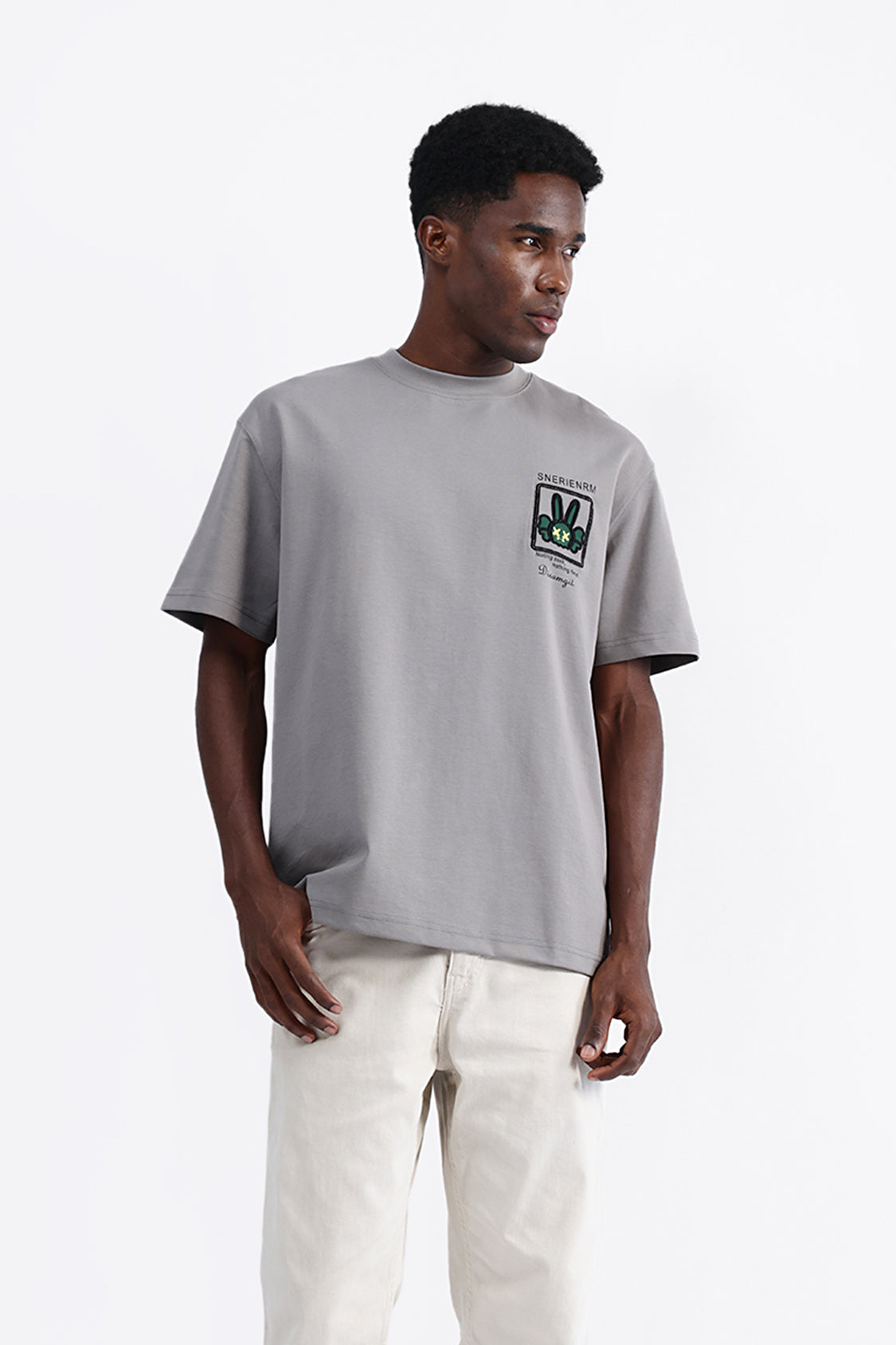 PATCH EMBROIDERED OVERSIZE TEE