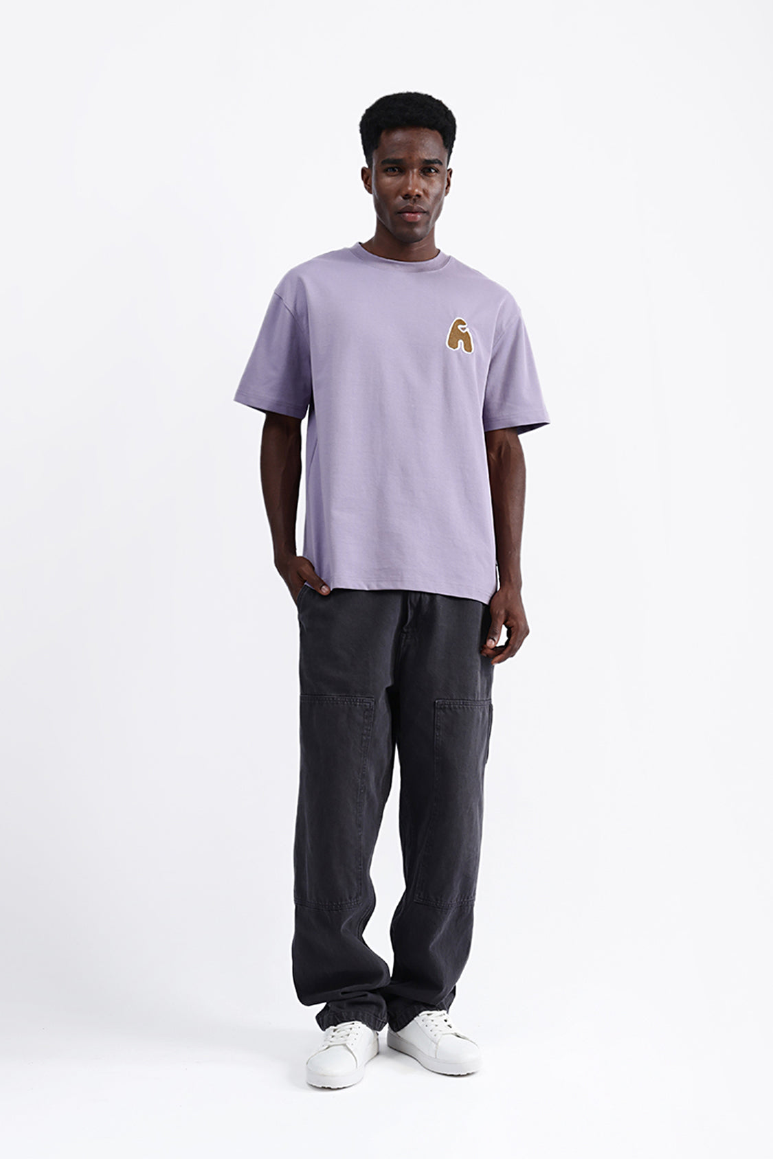 EMBROIDERED OVERSIZED TEE