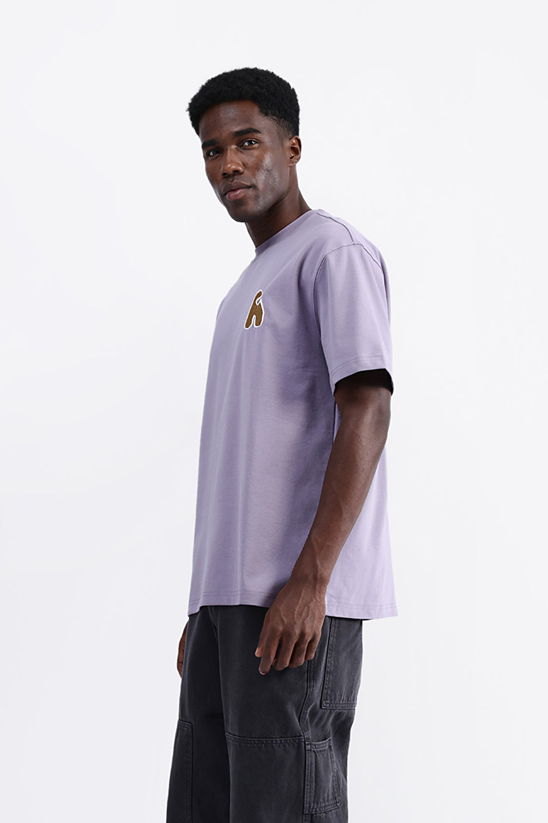 EMBROIDERED OVERSIZED TEE