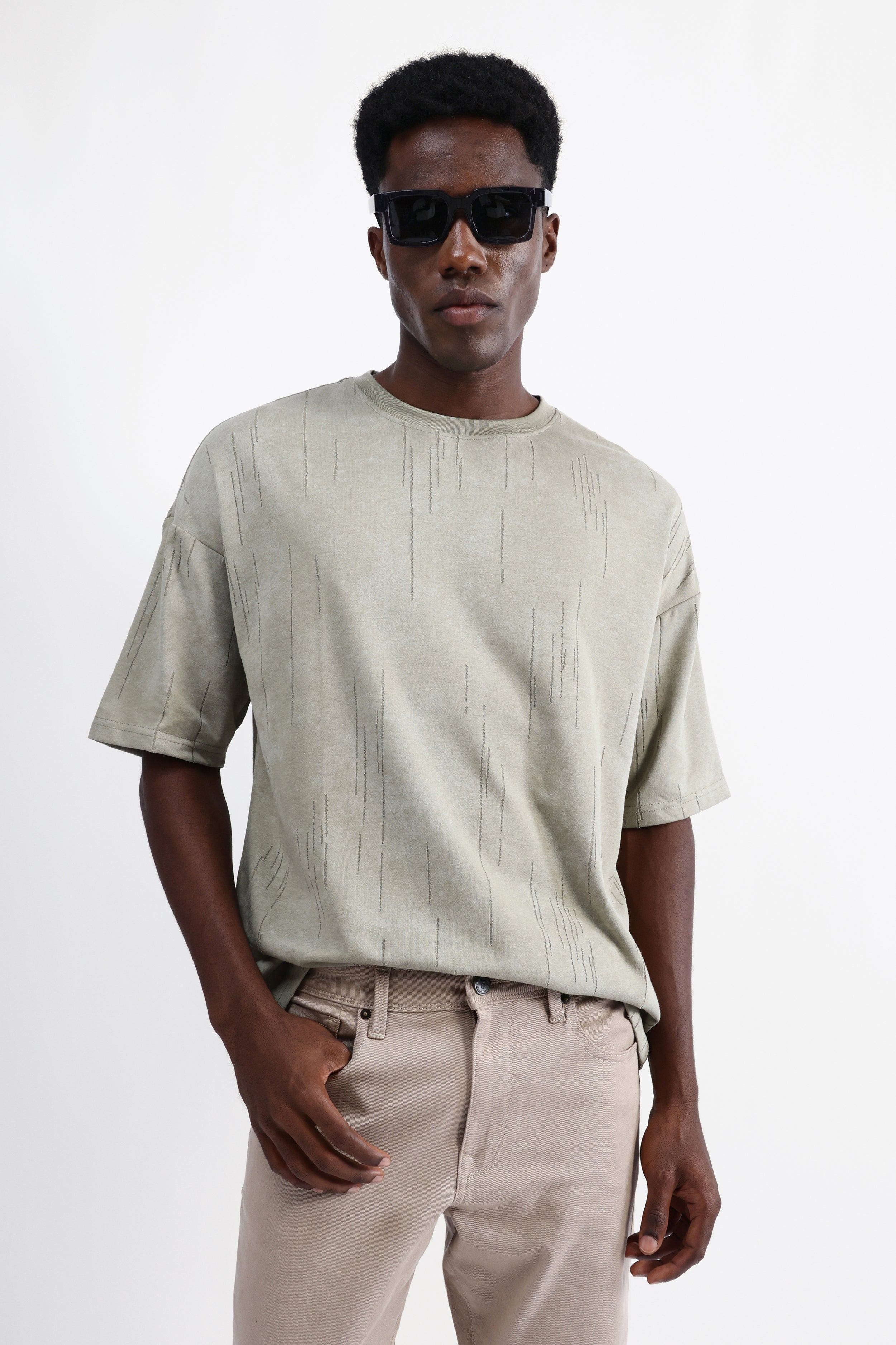 OVERSIZED TEXTURED T-SHIRT