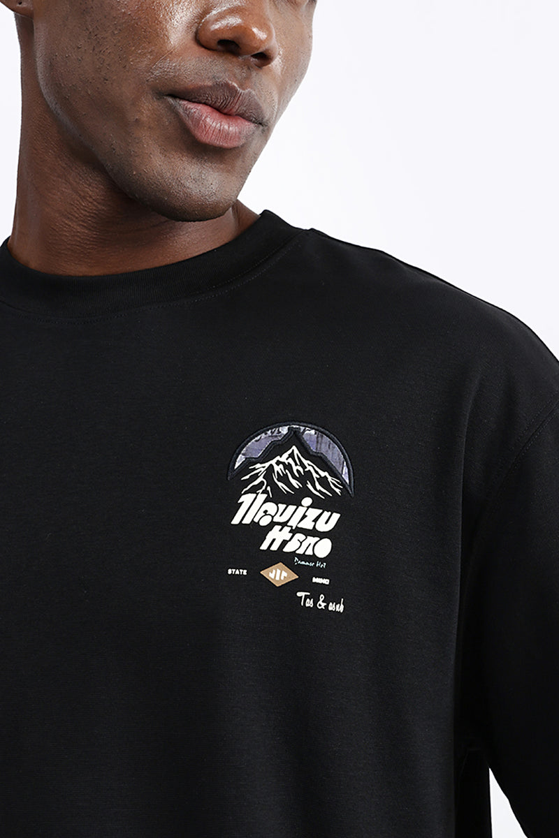 GRAPHIC PRINT OVERSIZED TEE