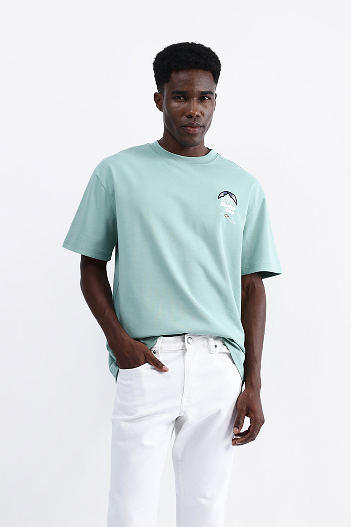 GRAPHIC PRINT OVERSIZED TEE