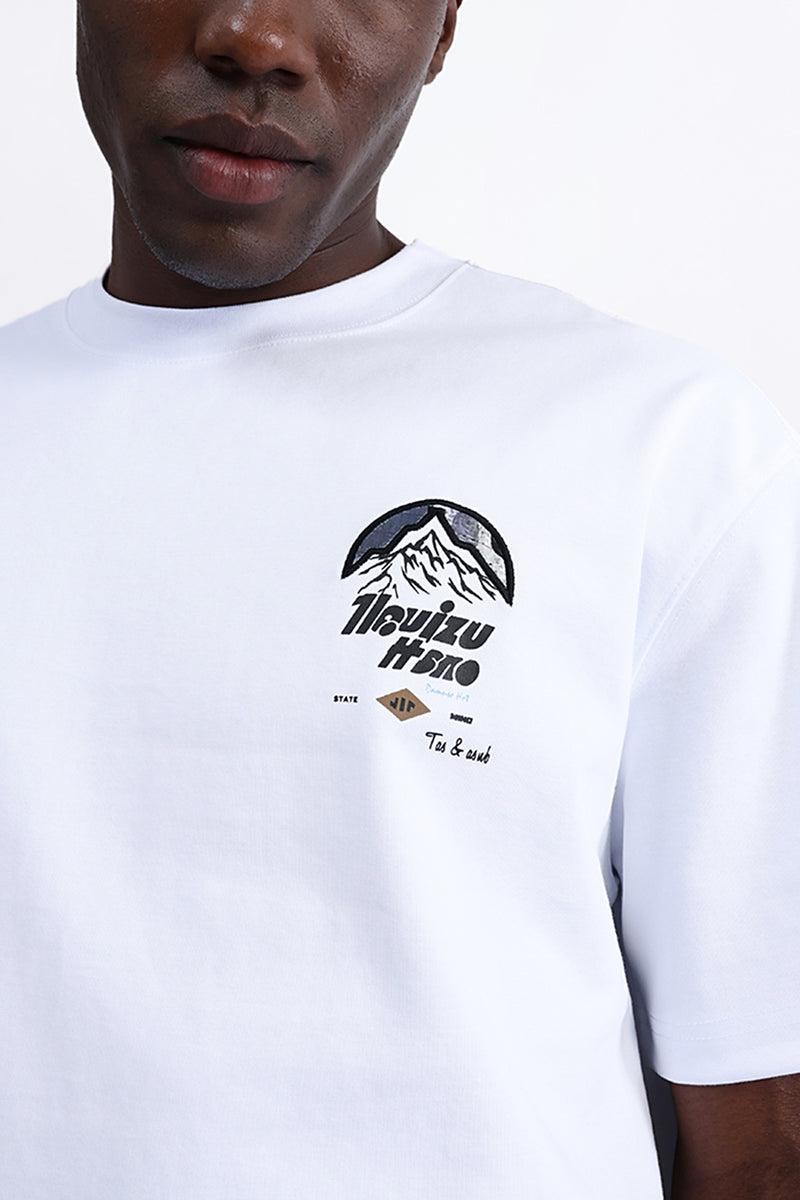 GRAPHIC PRINT OVERSIZED TEE