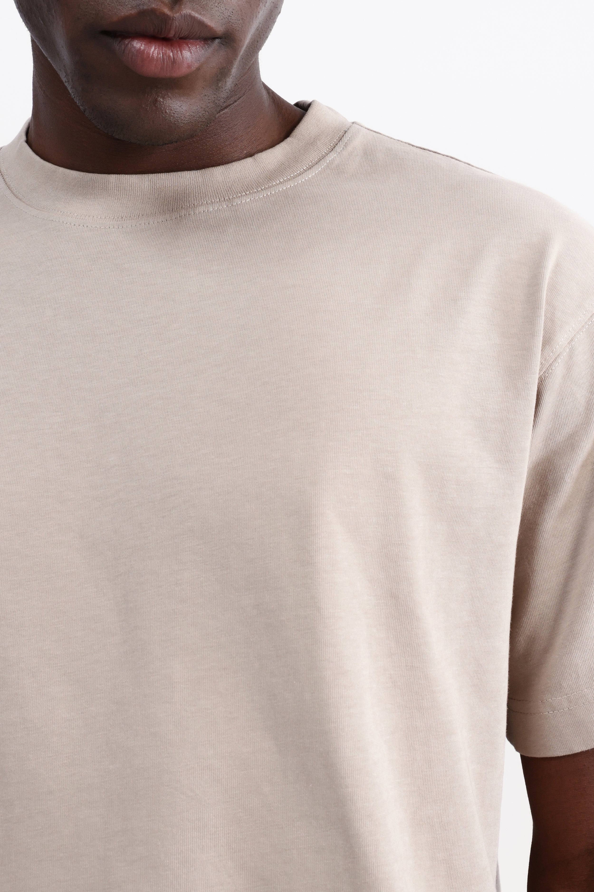 OVERSIZED PLAIN T-SHIRT