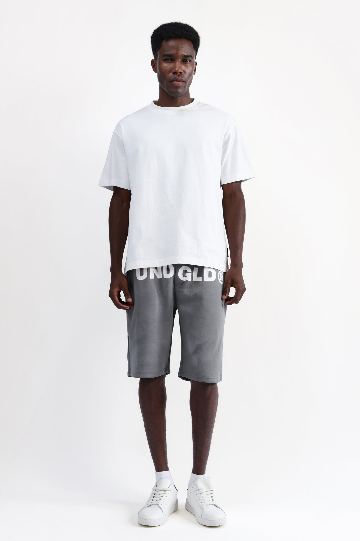 OVERSIZED PLAIN T-SHIRT
