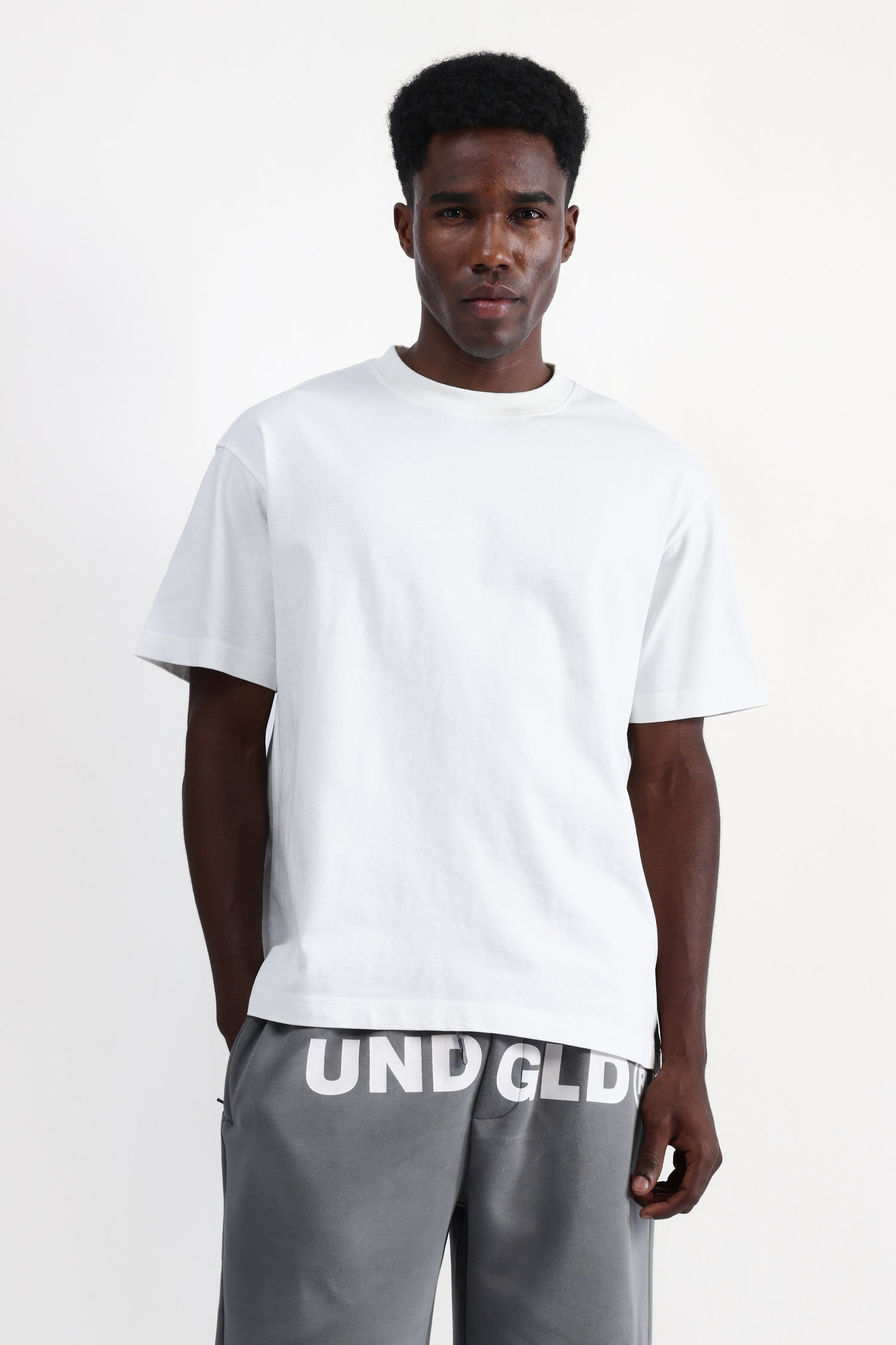 OVERSIZED PLAIN T-SHIRT