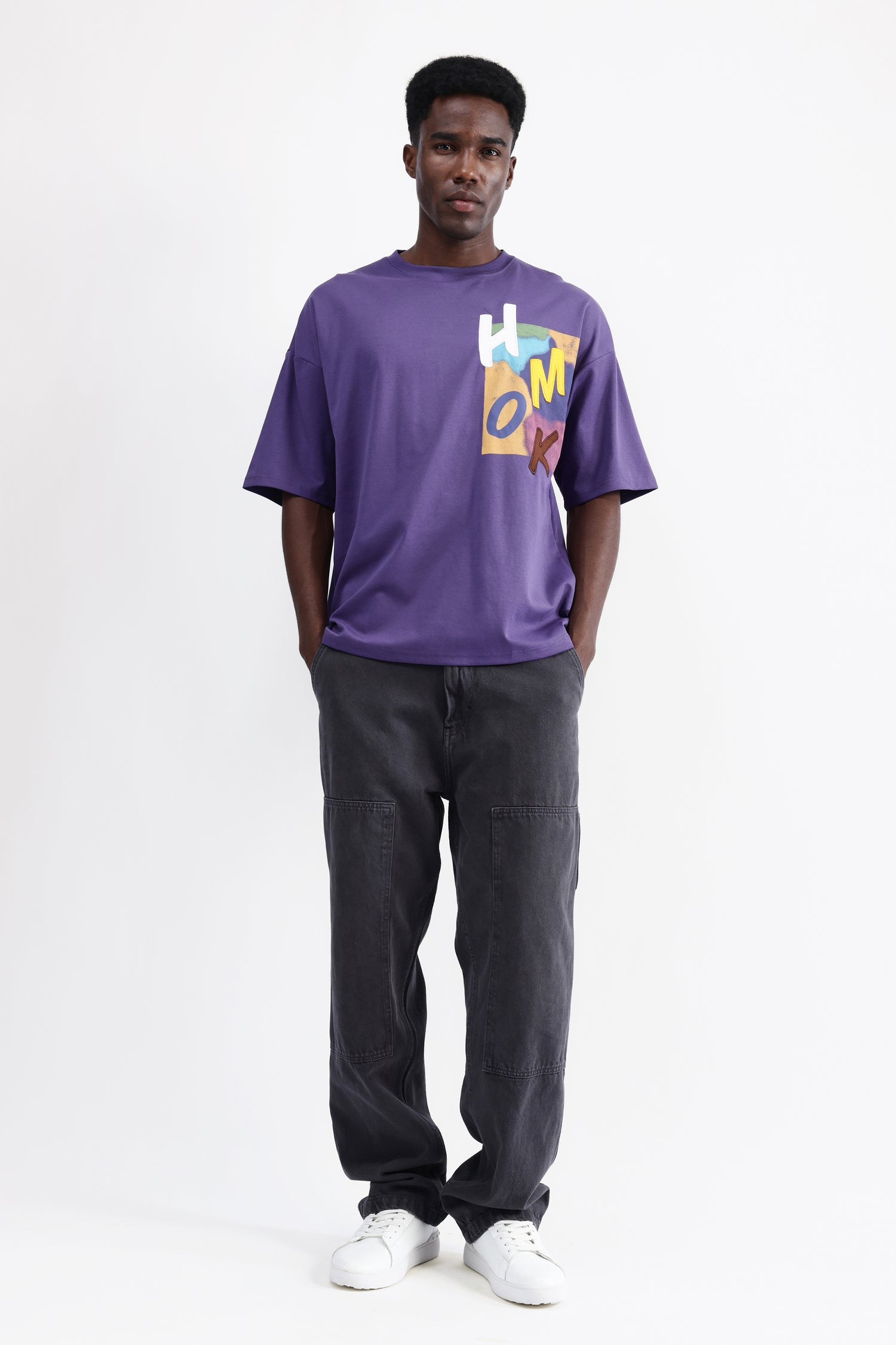 GRAPHIC PRINT OVERSIZED T-SHIRT