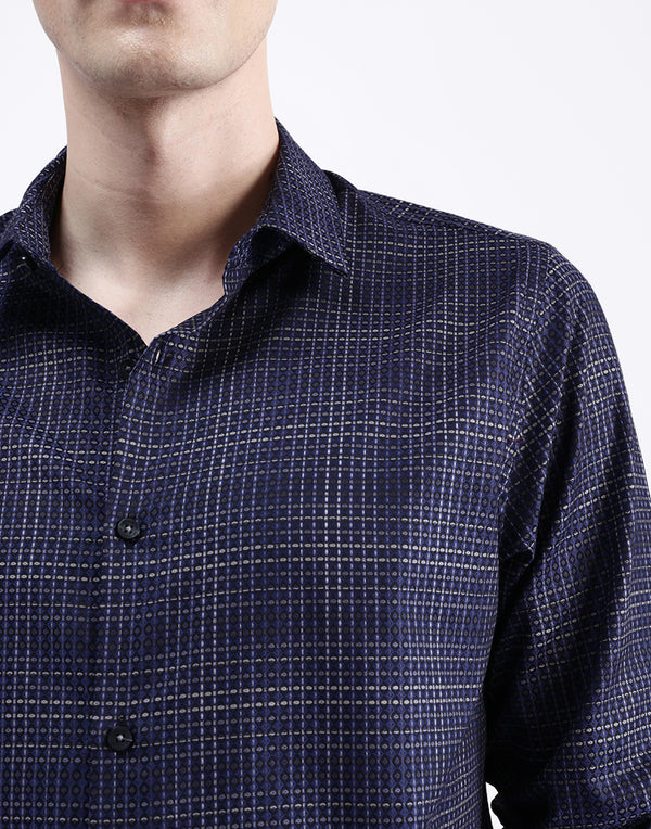 FULL SLEEVES CHECKED SHIRT