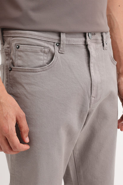 REGULAR FIT COLORED JEANS