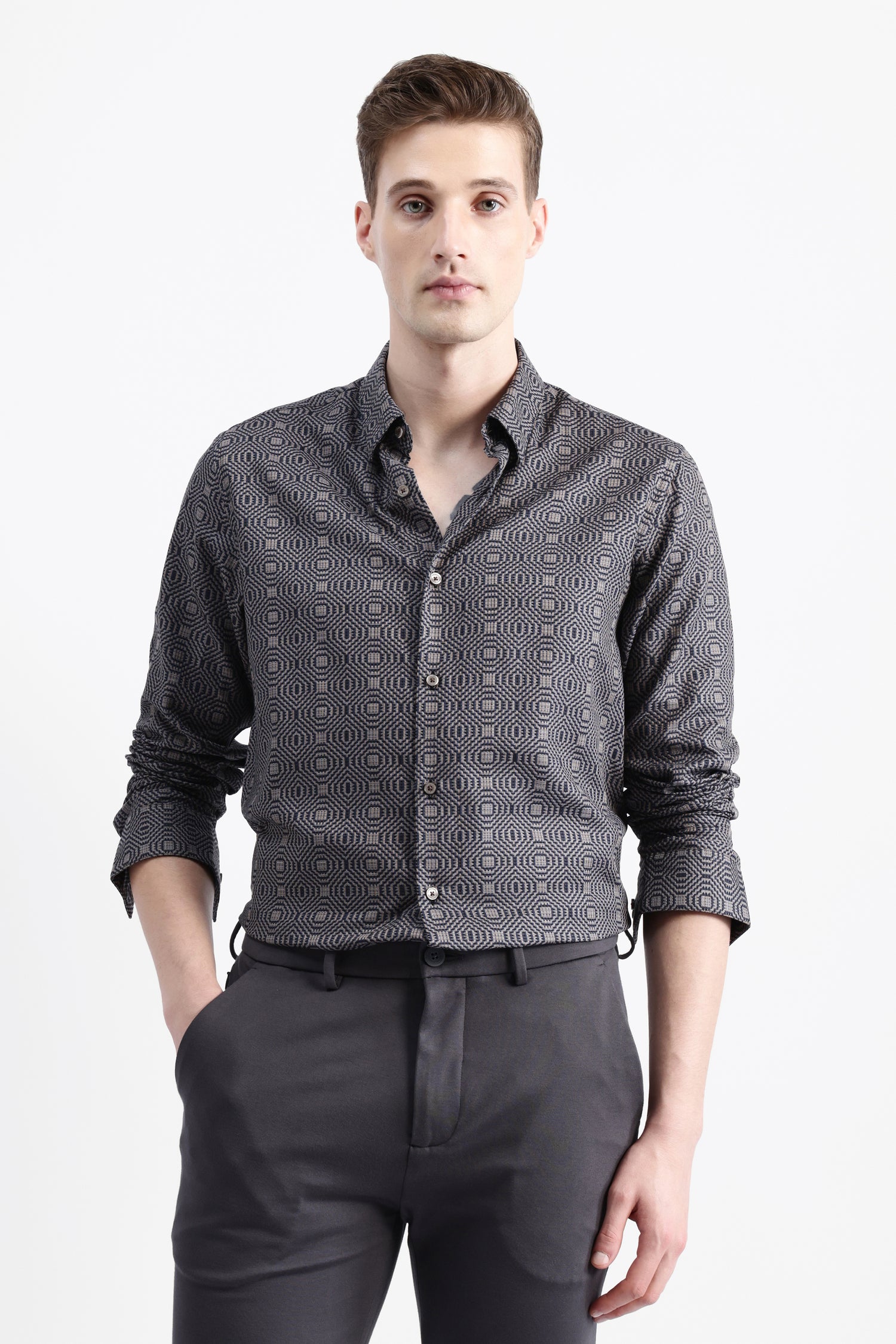 GEOMETRIC JACQUARD SHIRT