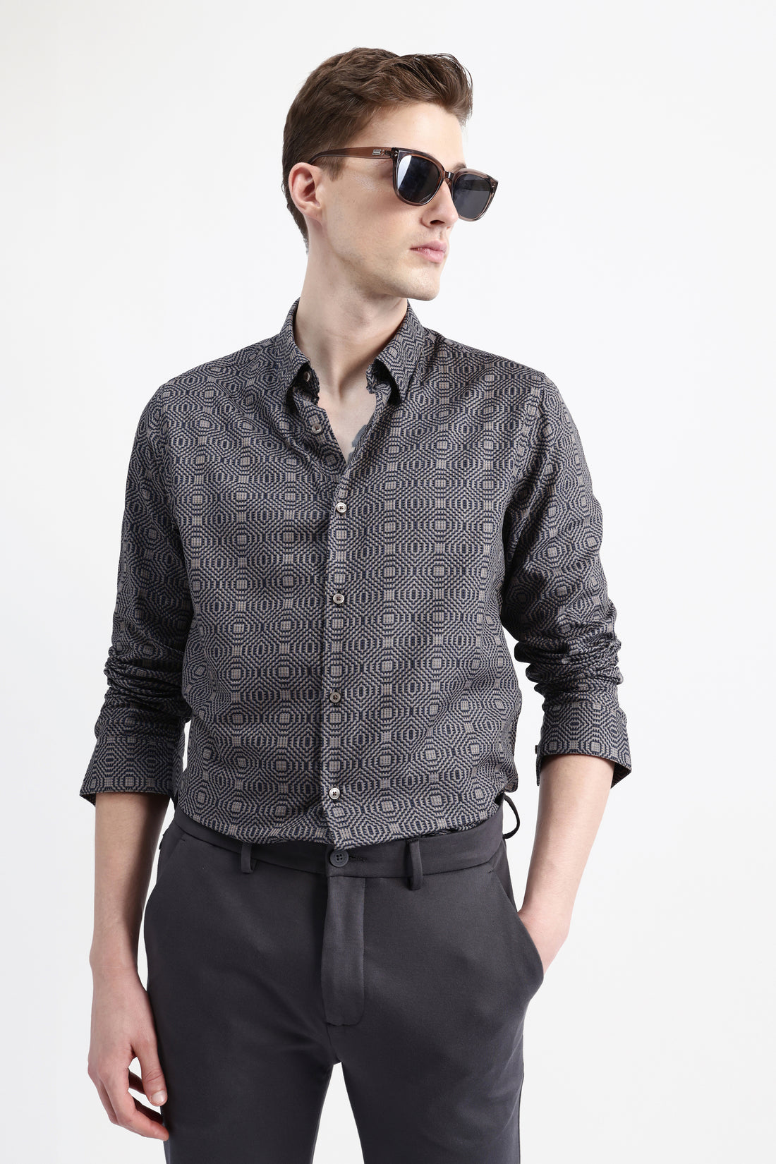 GEOMETRIC JACQUARD SHIRT