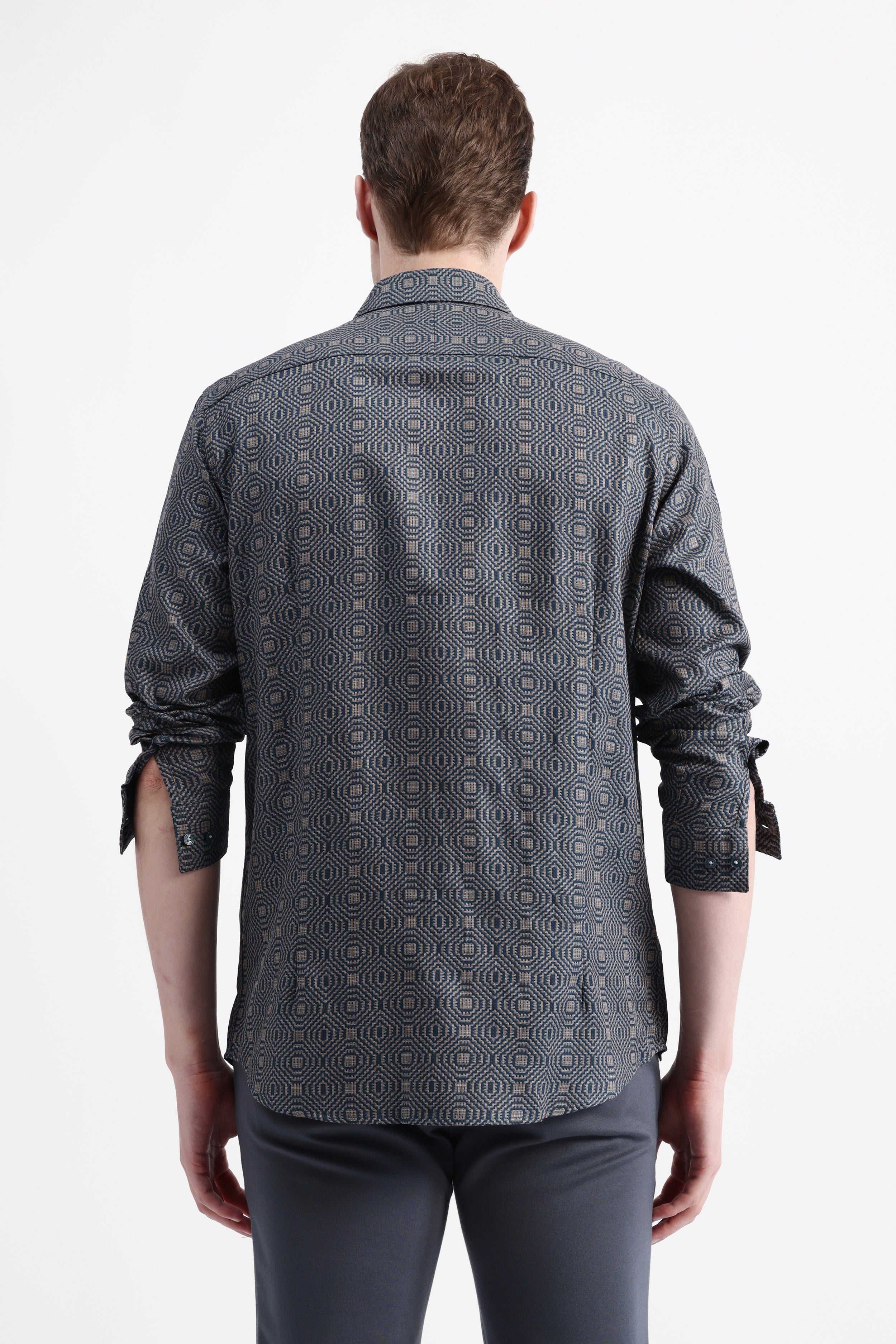 GEOMETRIC JACQUARD SHIRT