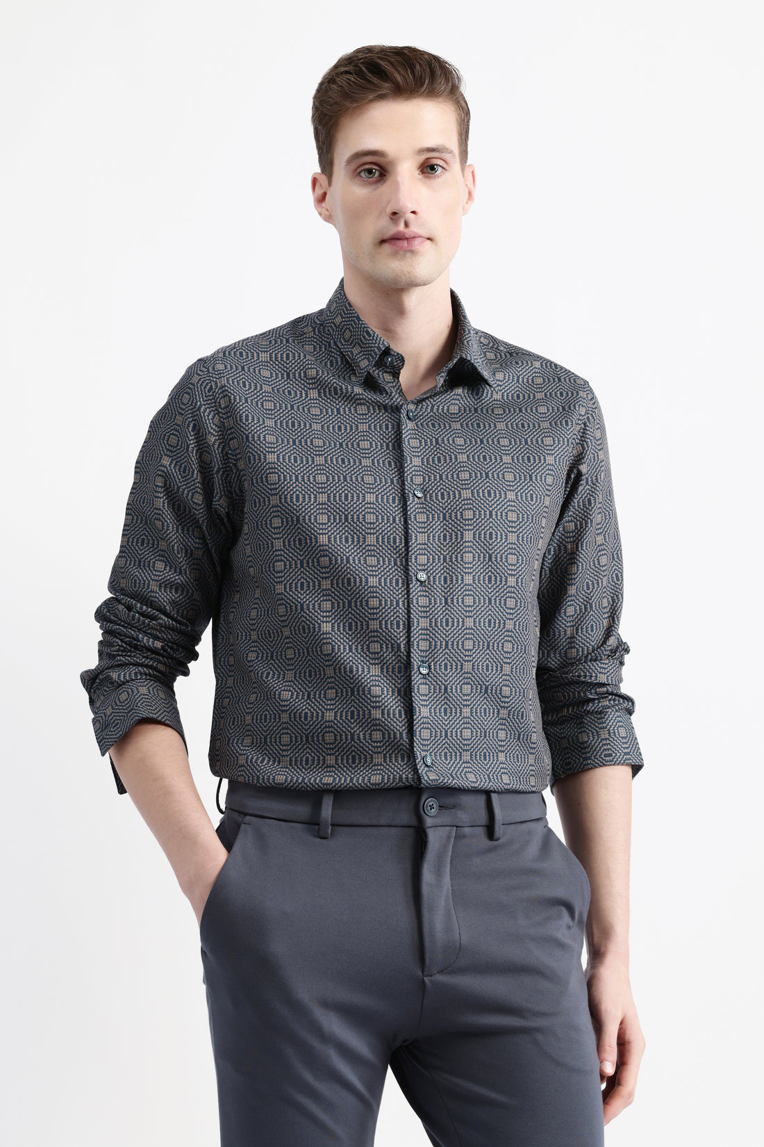 GEOMETRIC JACQUARD SHIRT