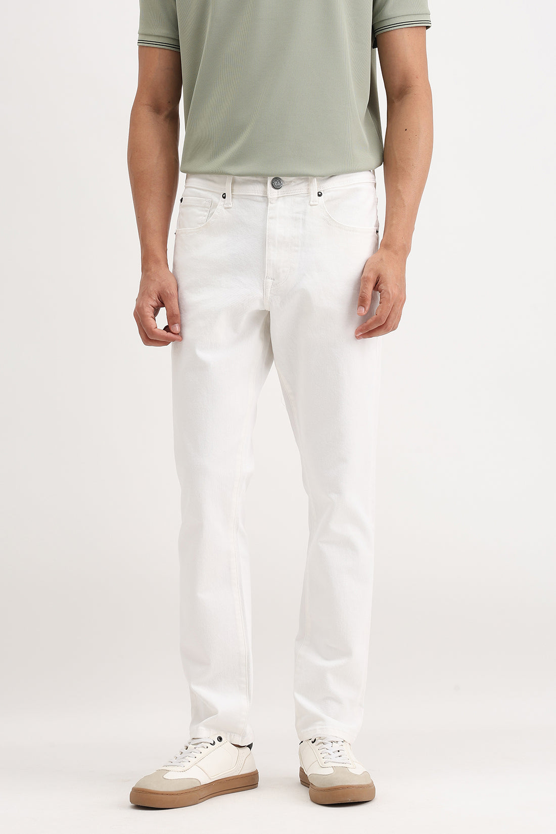 REGULAR FIT COLORED JEANS