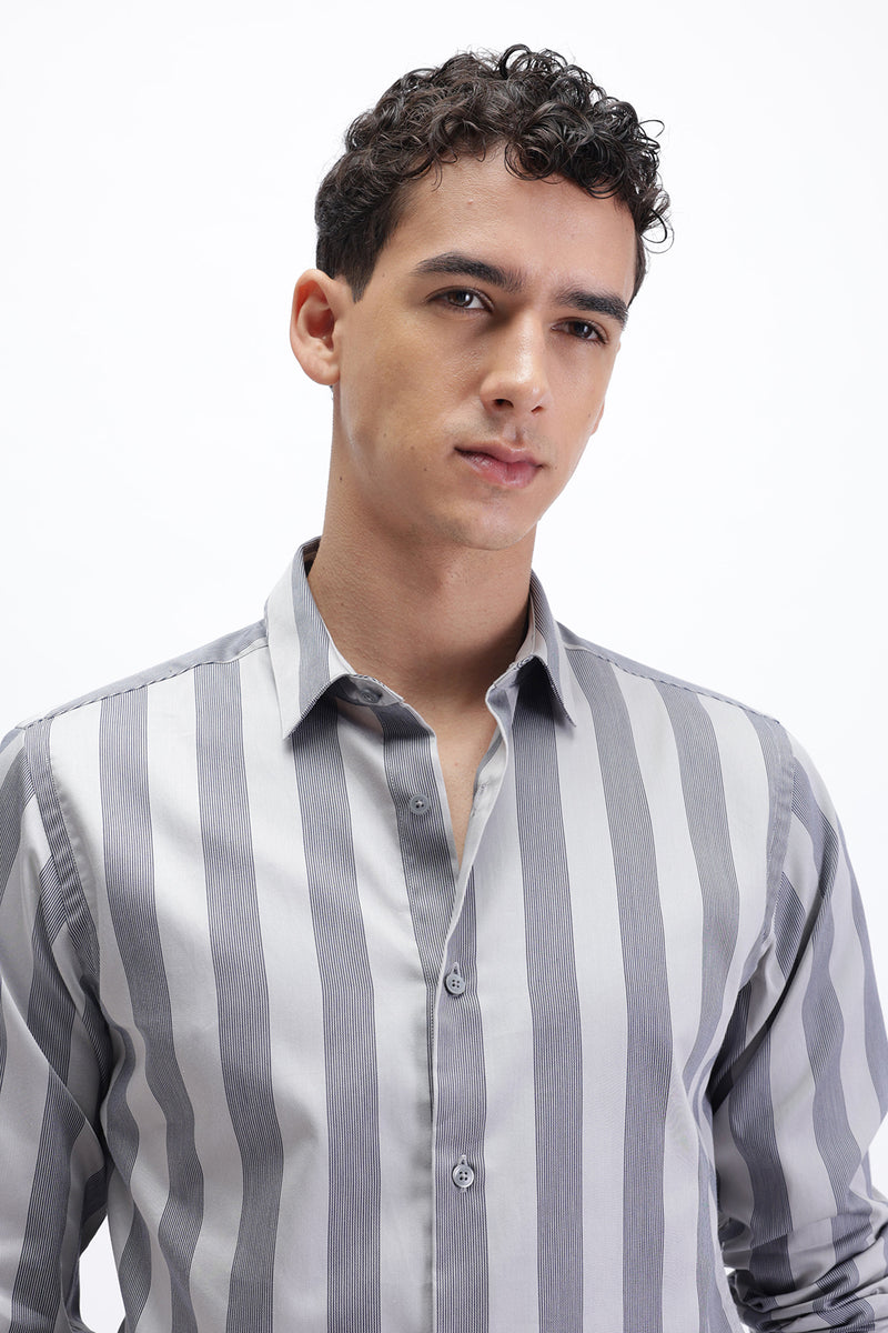 STRIPED SLIM FIT SHIRT