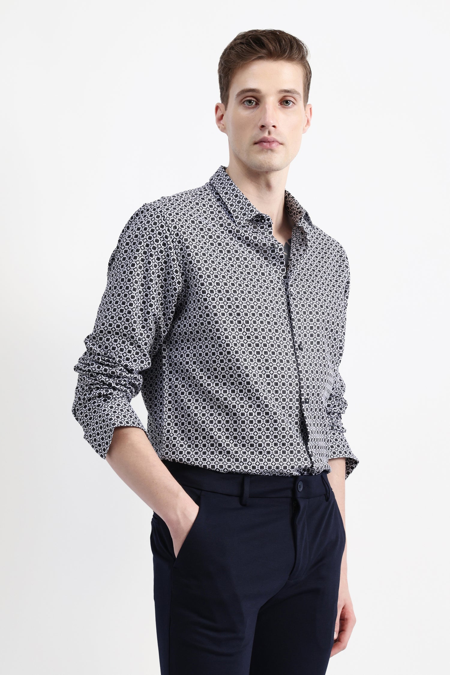 GEOMETRIC PRINTED SHIRT